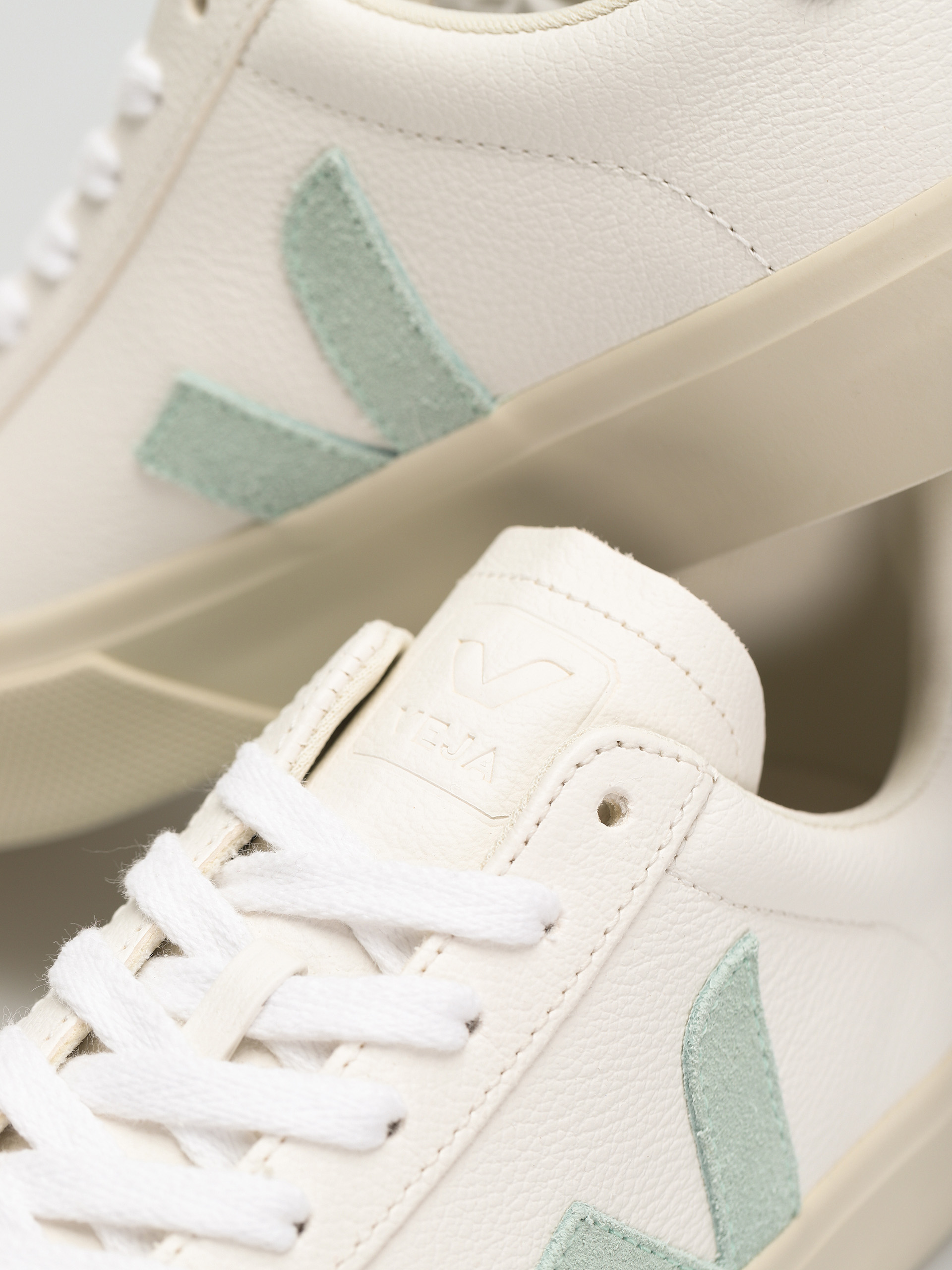 Buty Veja Campo Wmn (extra white matcha)