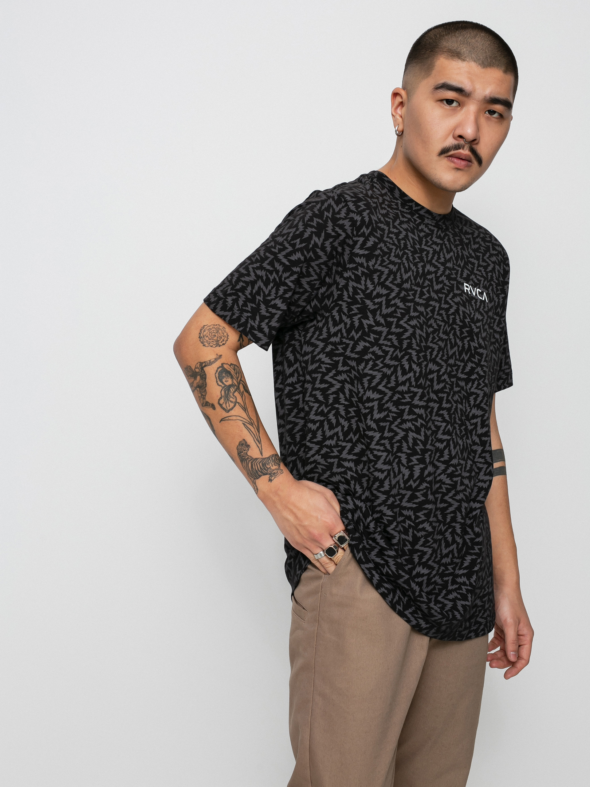 T-shirt RVCA Leines Bolt Allover (black)