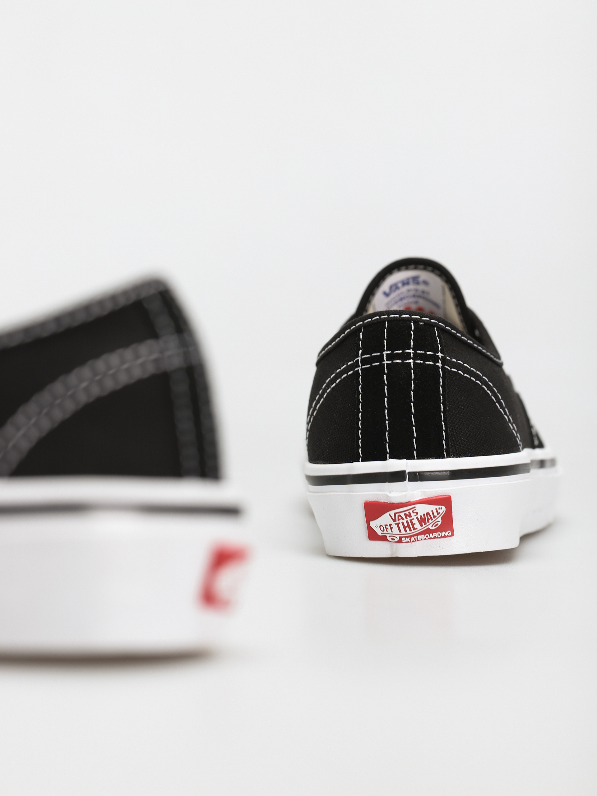 Buty Vans Skate Authentic (black/white)
