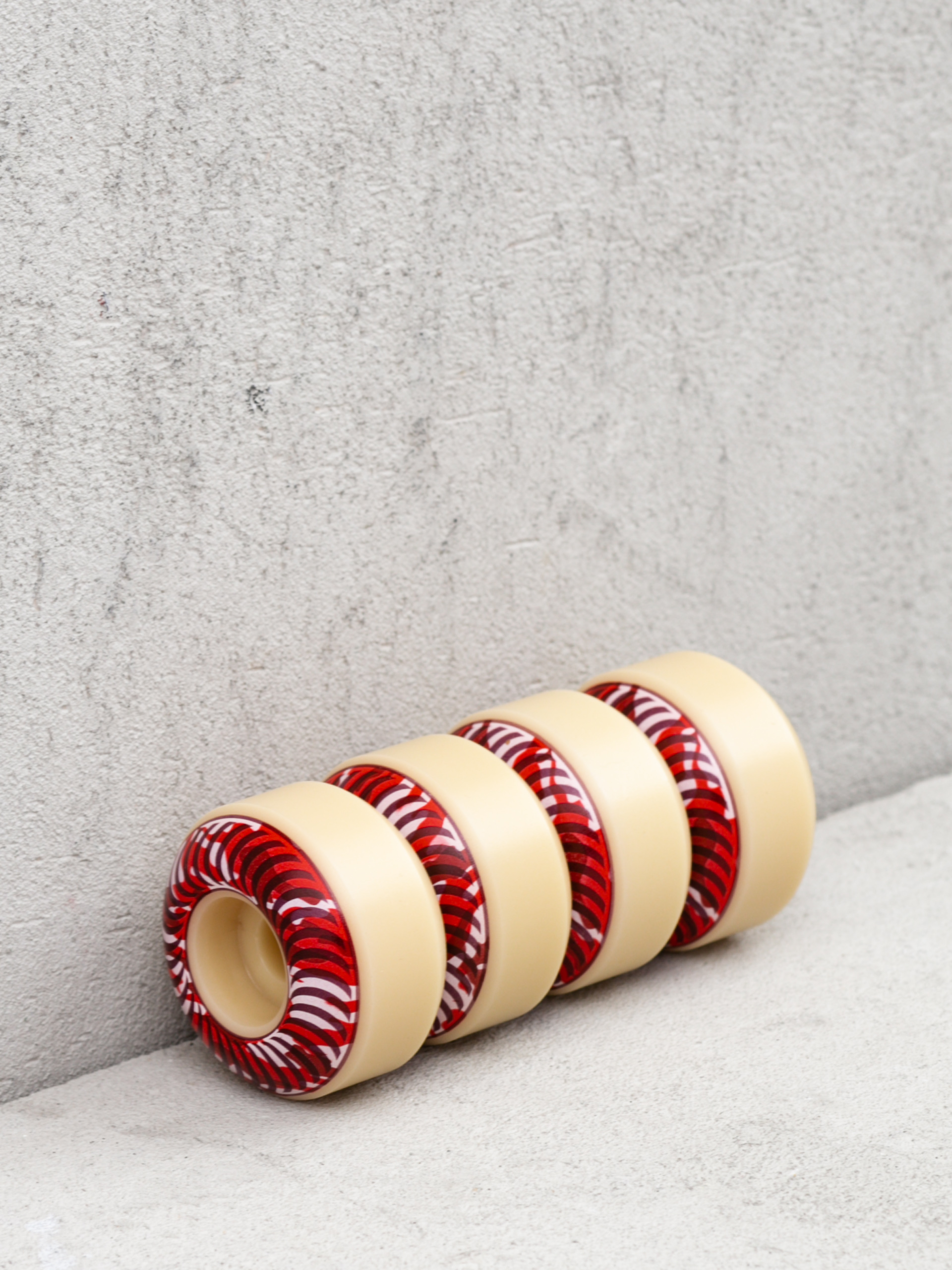 Kółka Spitfire F4 99D Camo Classic (white/red)