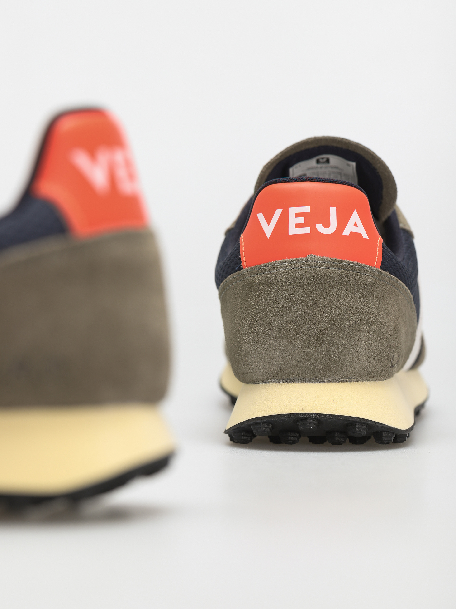 Buty Veja Rio Branco (nautico white orange fluo)