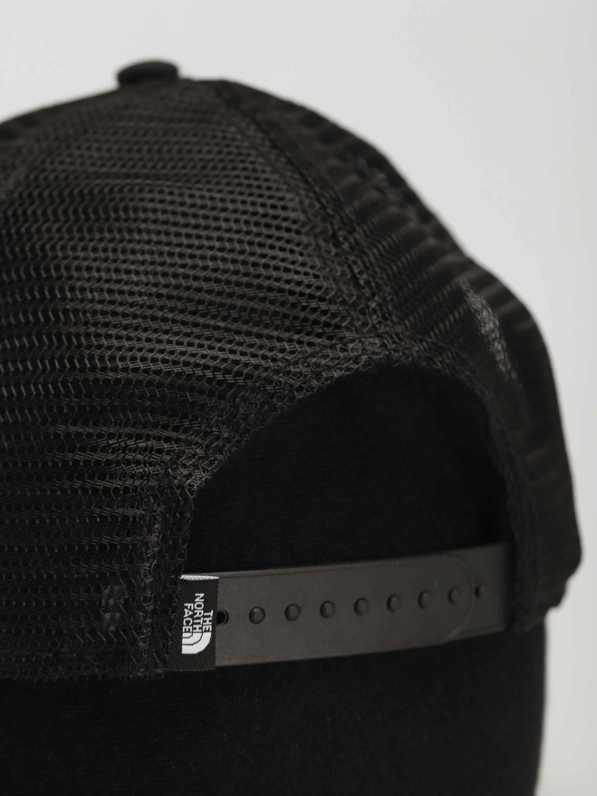 Czapka z daszkiem The North Face Mudder Trucker (tnf black)