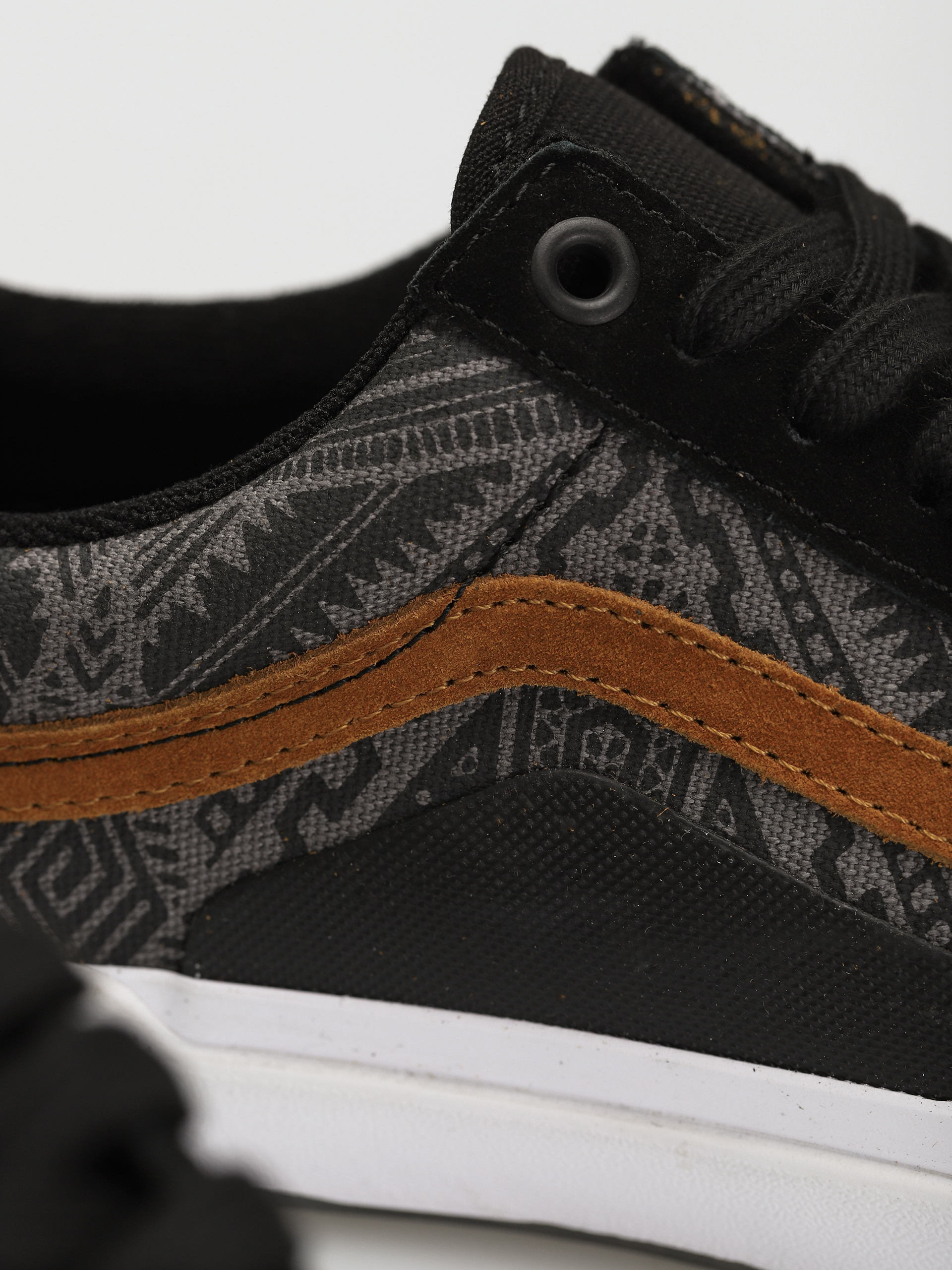 Buty Vans Bmx Old Skool (courage adams/black/golden brown)