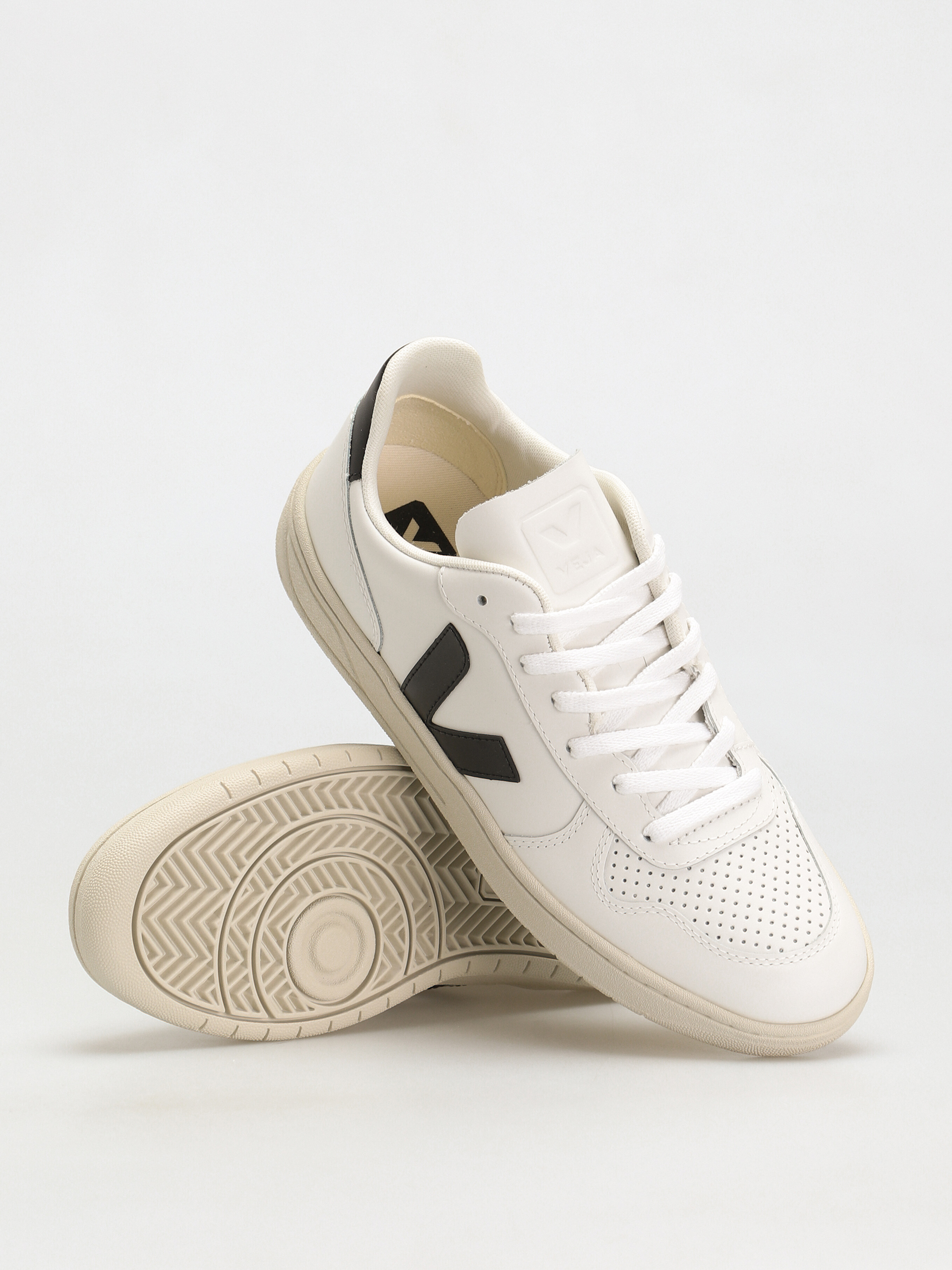 Buty Veja V-10 (leather extra white black)