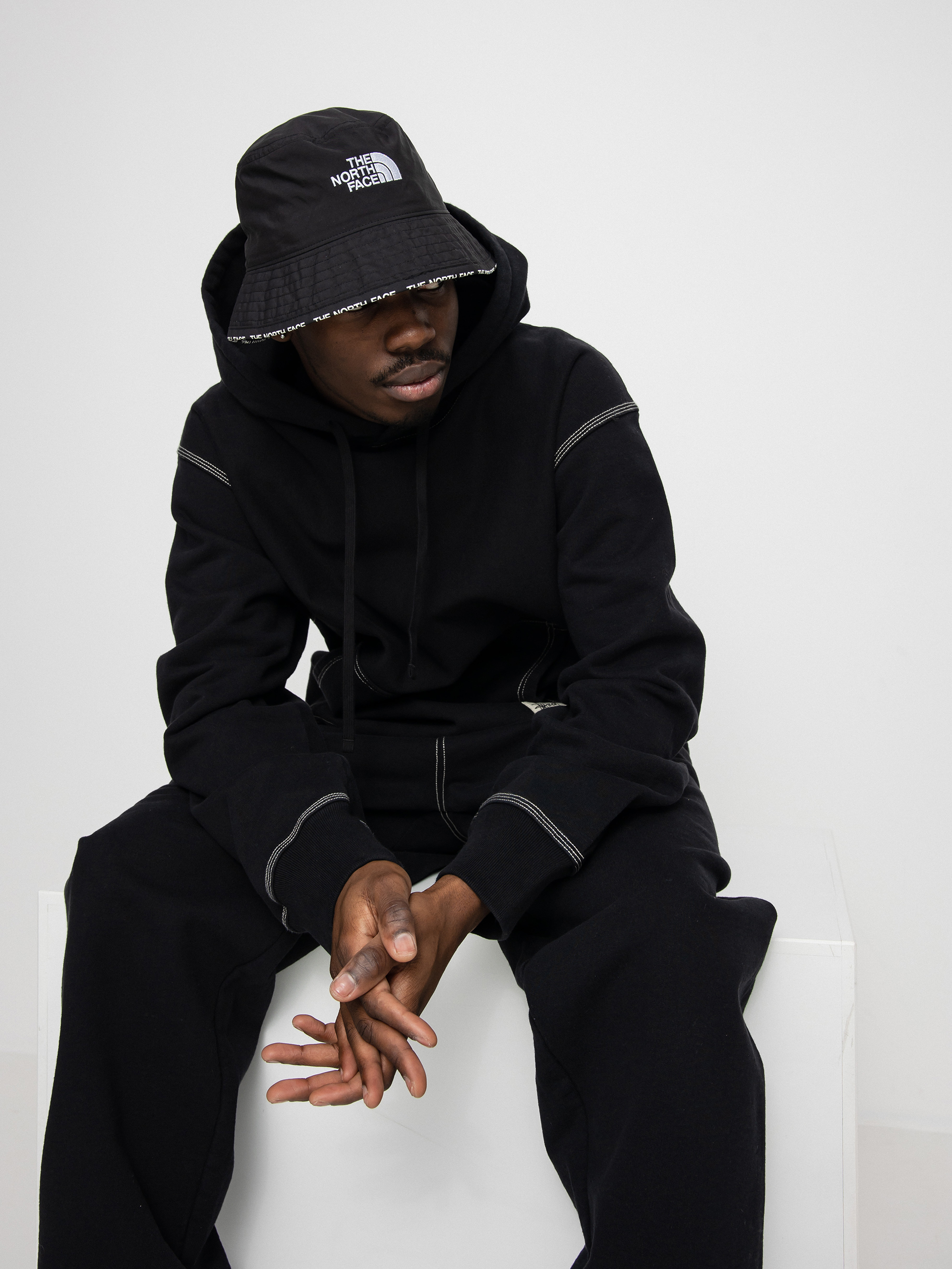 Bluza z kapturem Stussy Contrast Stitch Label HD (black)