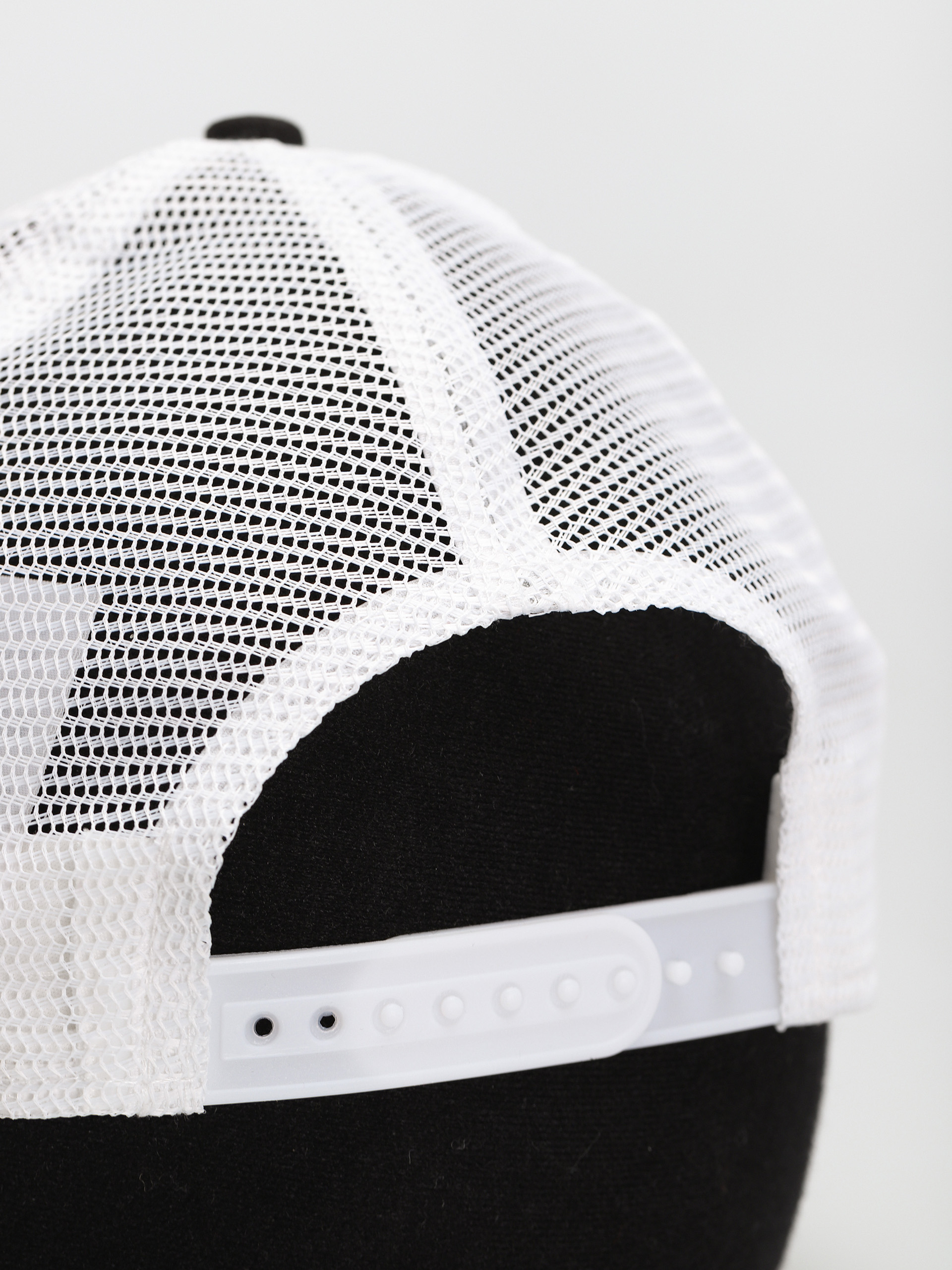 Czapka z daszkiem New Era License Plate Trucker (black/white)