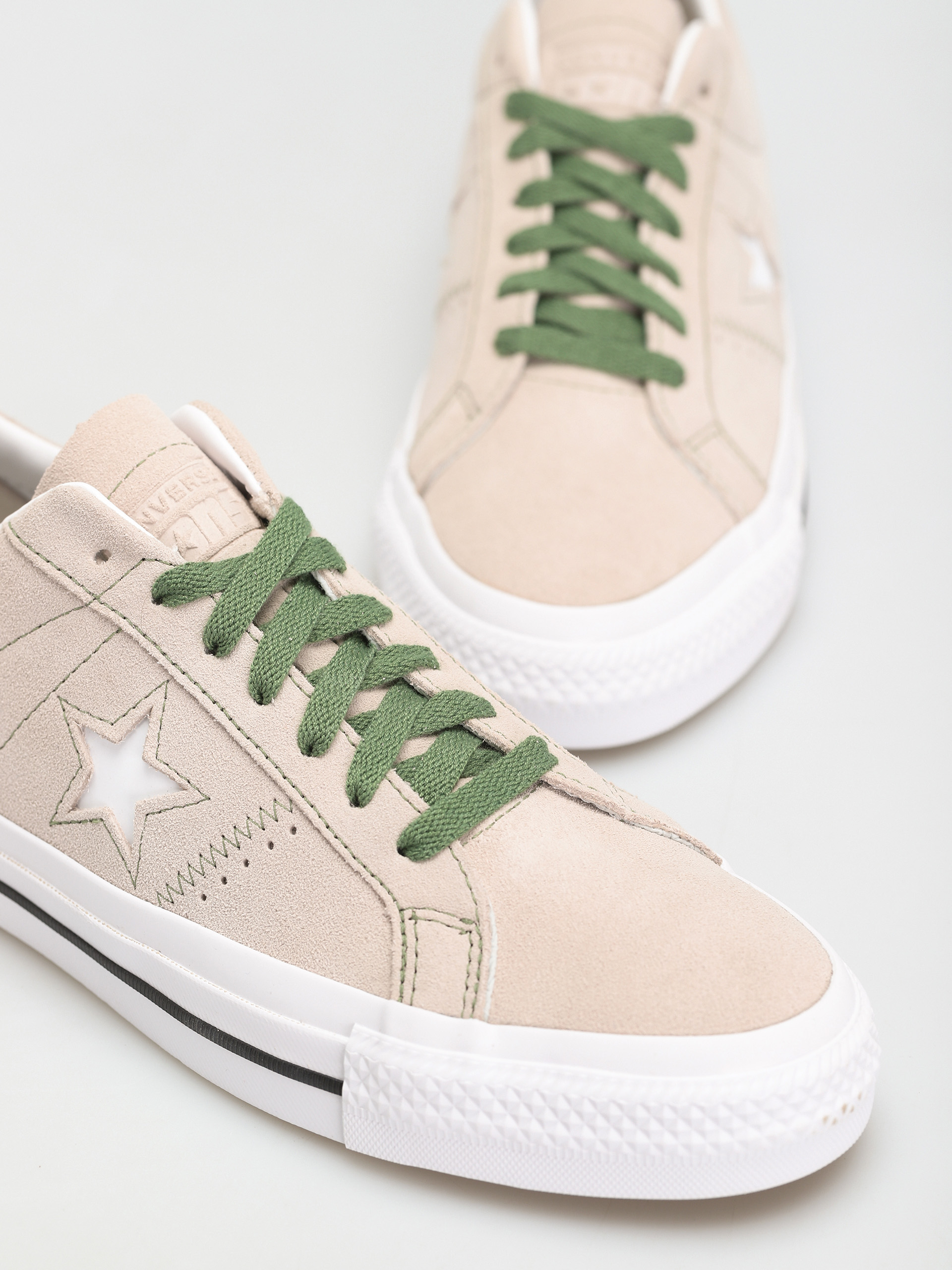 Buty Converse One Star Pro (deser sand/treeline/white)