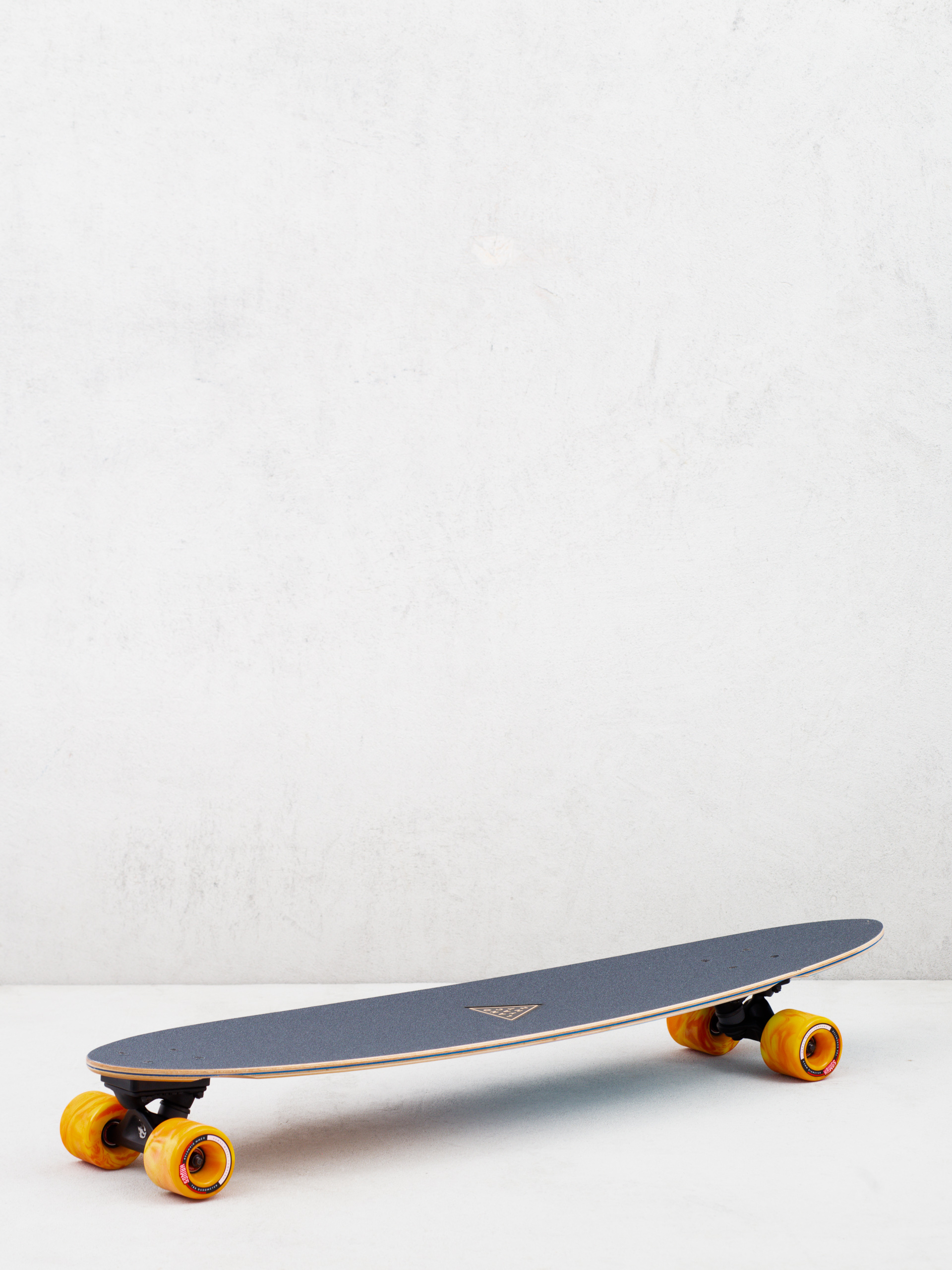 Longboard Landyachtz Dipper (watercolor)