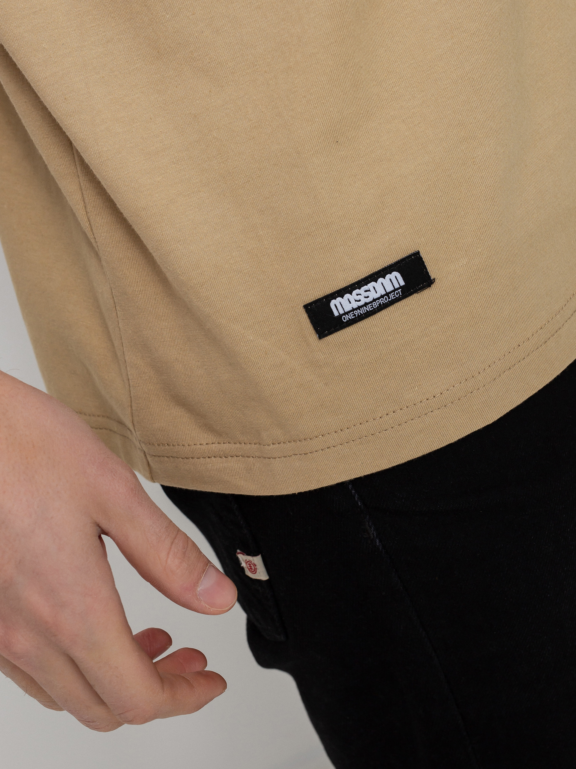 T-shirt MassDnm Box Light (beige)