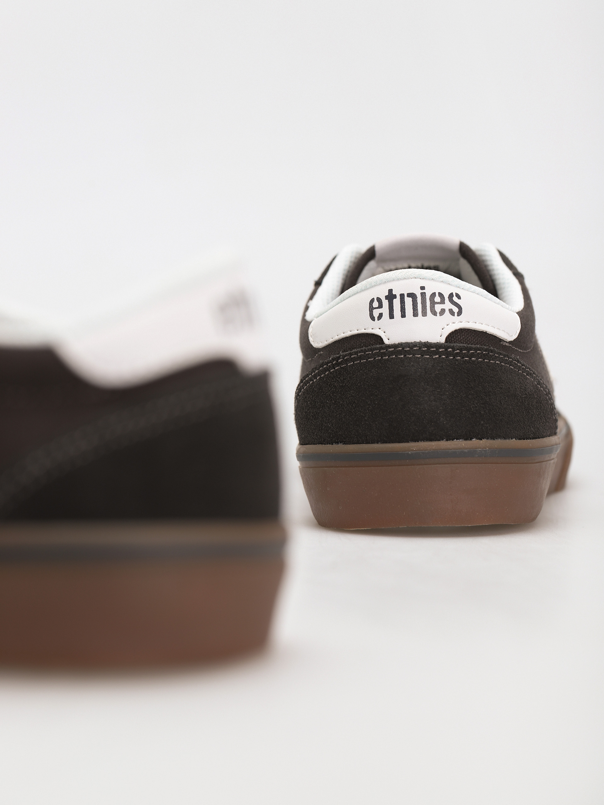 Buty Etnies Calli Vulc (dark grey/white/gum)