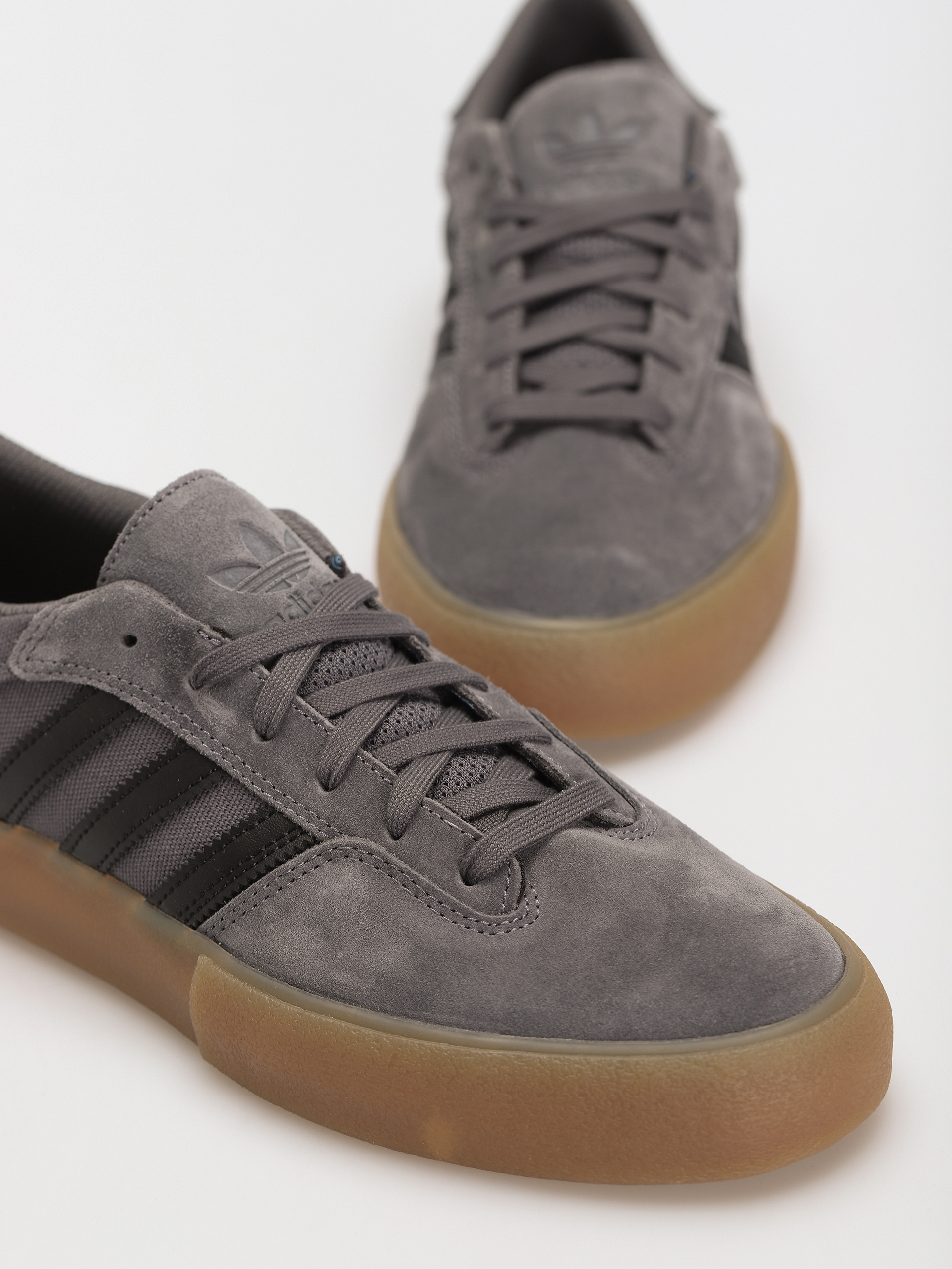 Buty adidas Matchbreak Super (grefiv/cblack/gum4)