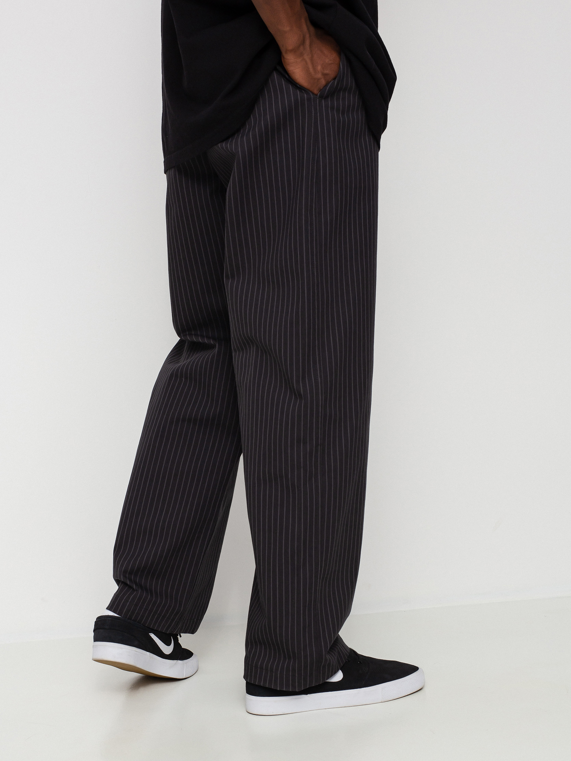 Spodnie Nike SB DF Novelty Chino (black)