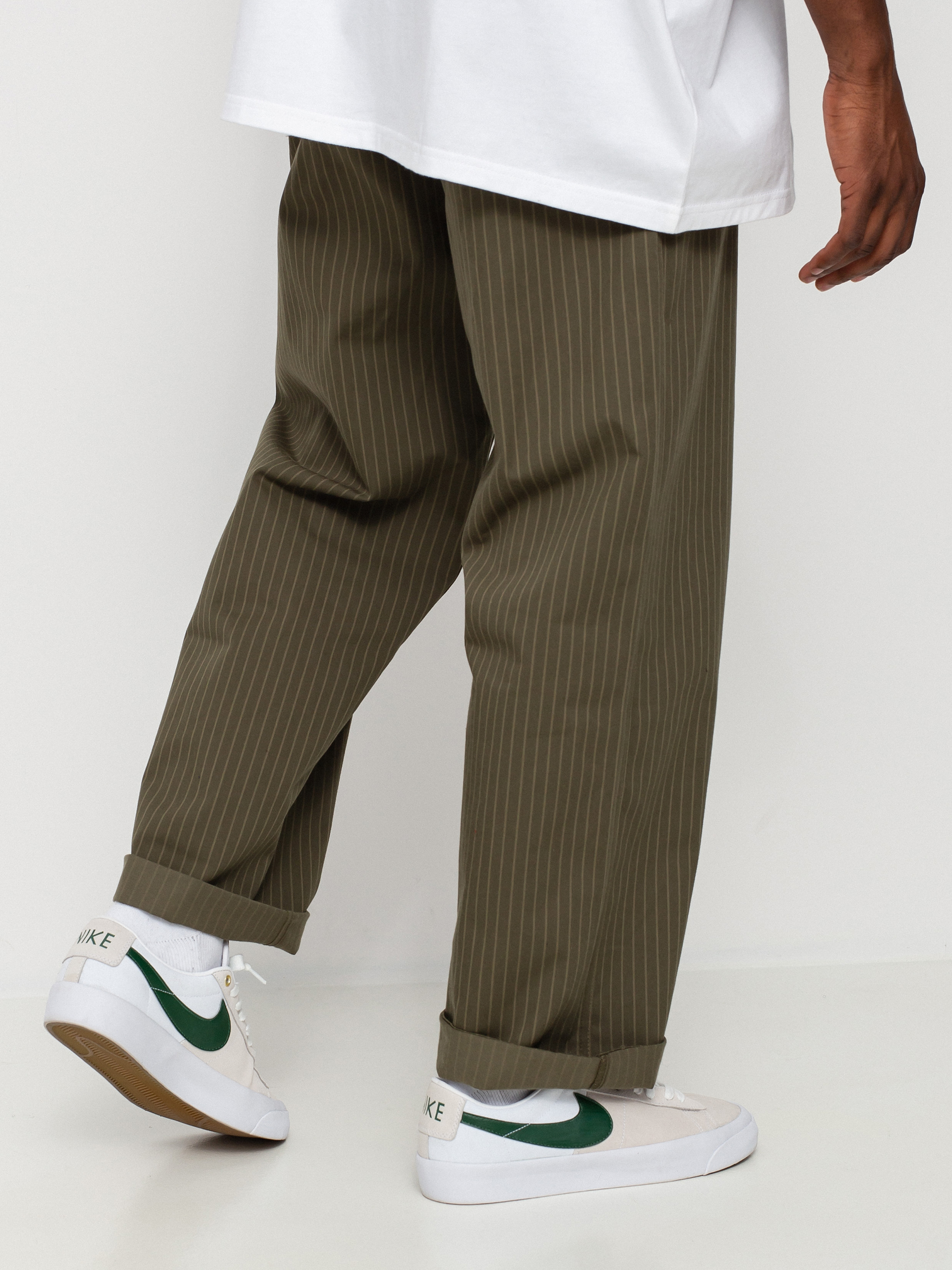 Spodnie Nike SB DF Novelty Chino (cargo khaki)