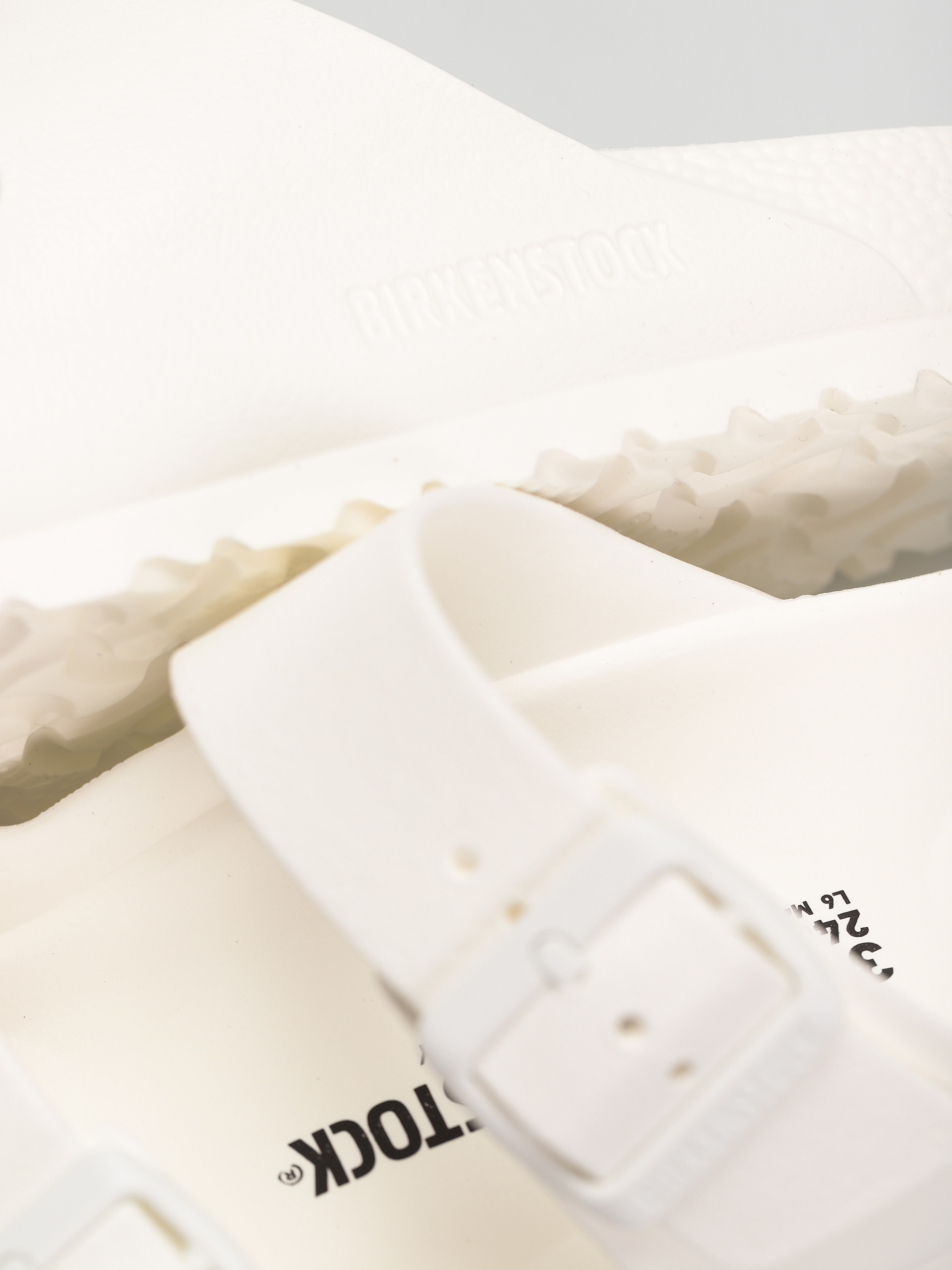 Klapki Birkenstock Arizona Eva Narrow Wmn (white)