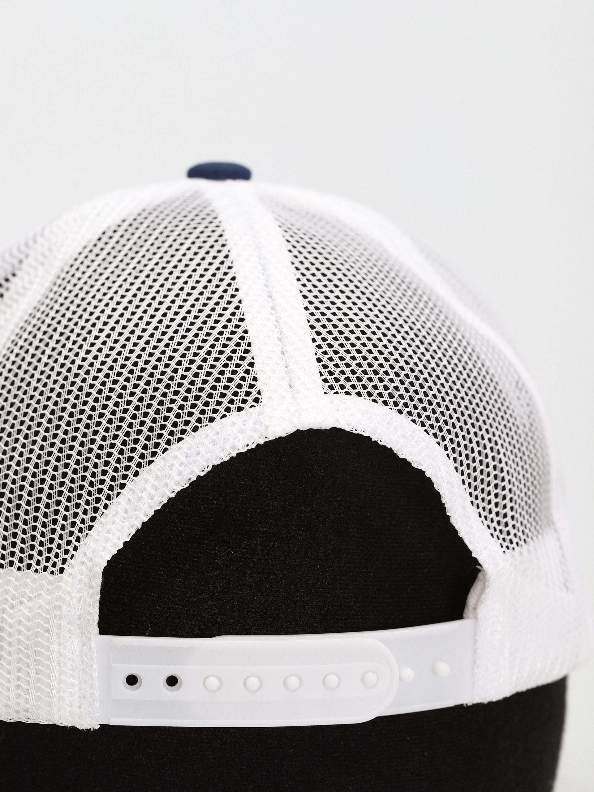 Czapka z daszkiem Brixton Crest X Mp Mesh Cap (washed navy/joe bue/white)