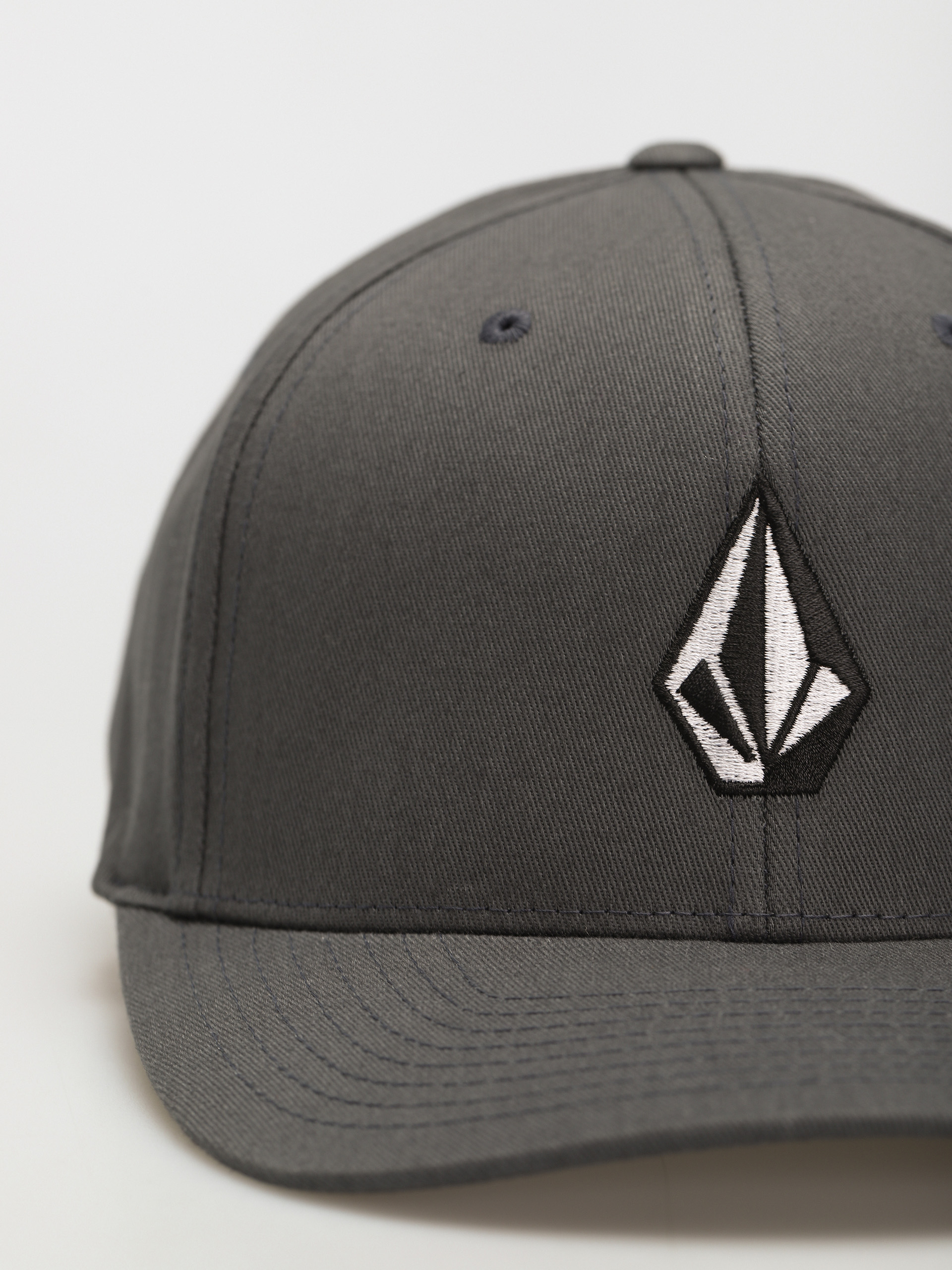 Czapka z daszkiem Volcom Full Stone Xfit (iron gate)