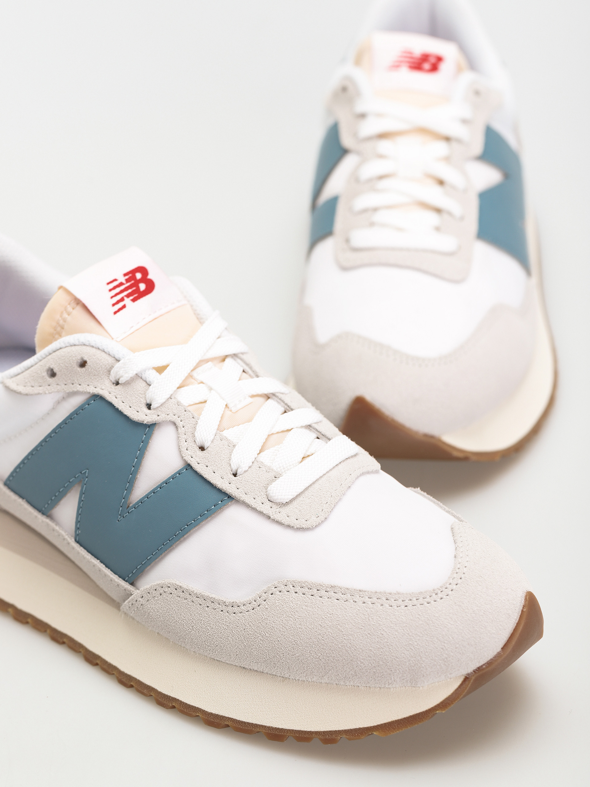 Buty New Balance 237 (nimbus cloud)