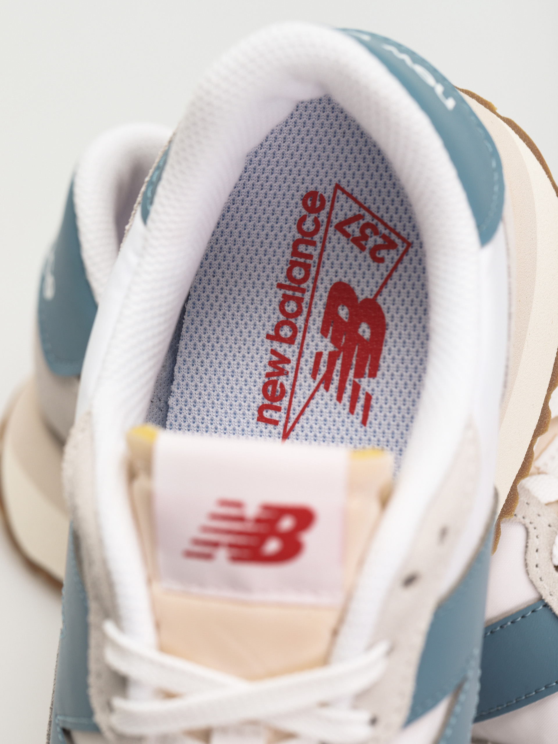 Buty New Balance 237 (nimbus cloud)