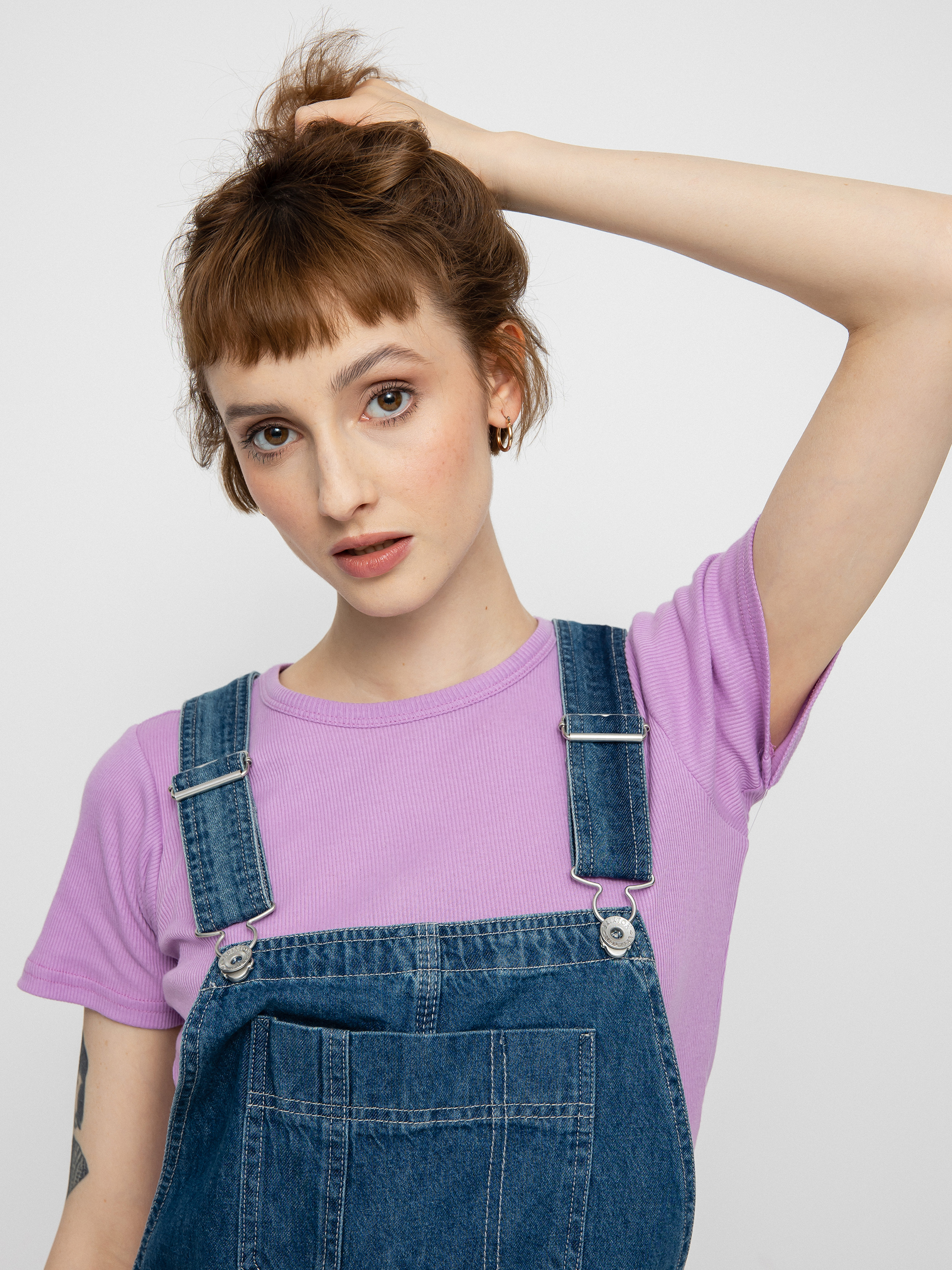 Szorty Brixton Christina Short Overall Wmn (indigo rinse)