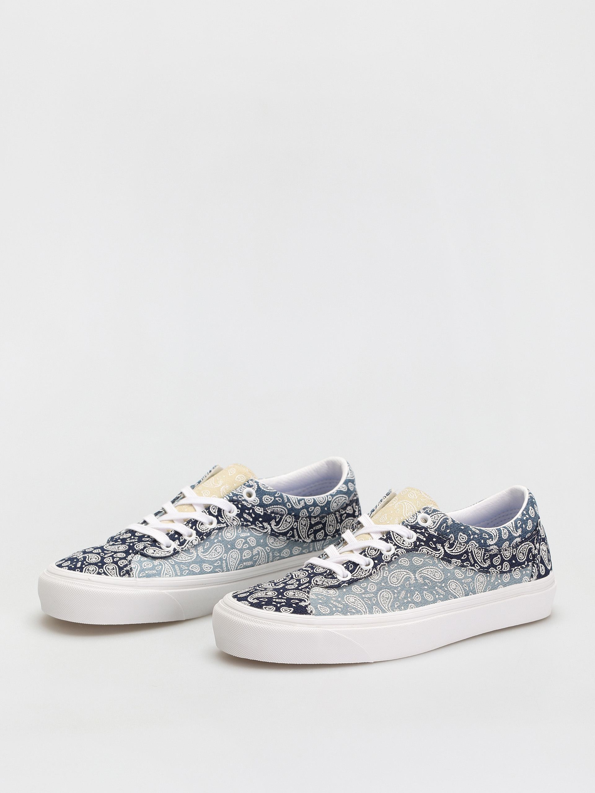 Buty Vans Bold Ni (bandana/multi/true white)