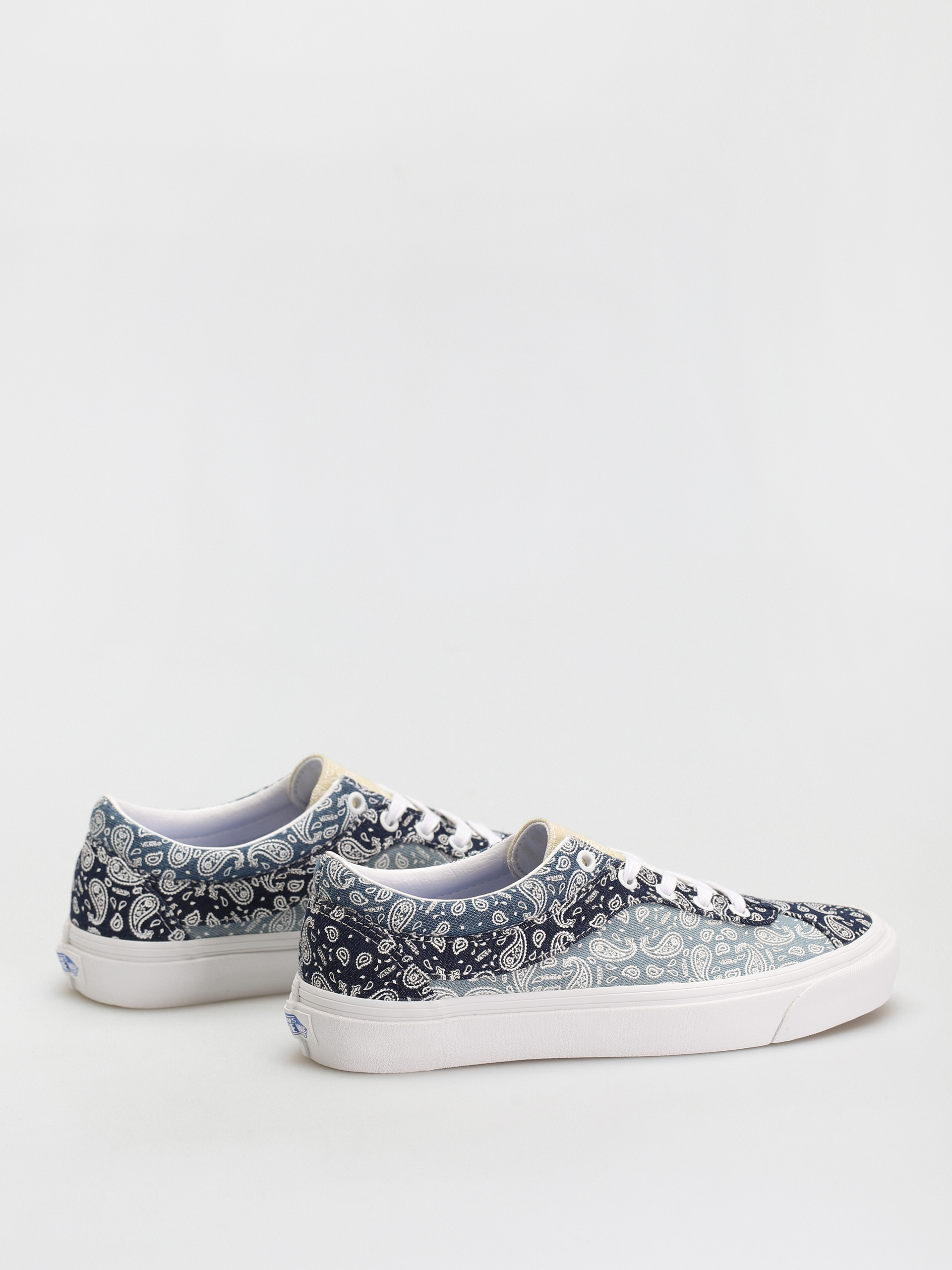 Buty Vans Bold Ni (bandana/multi/true white)