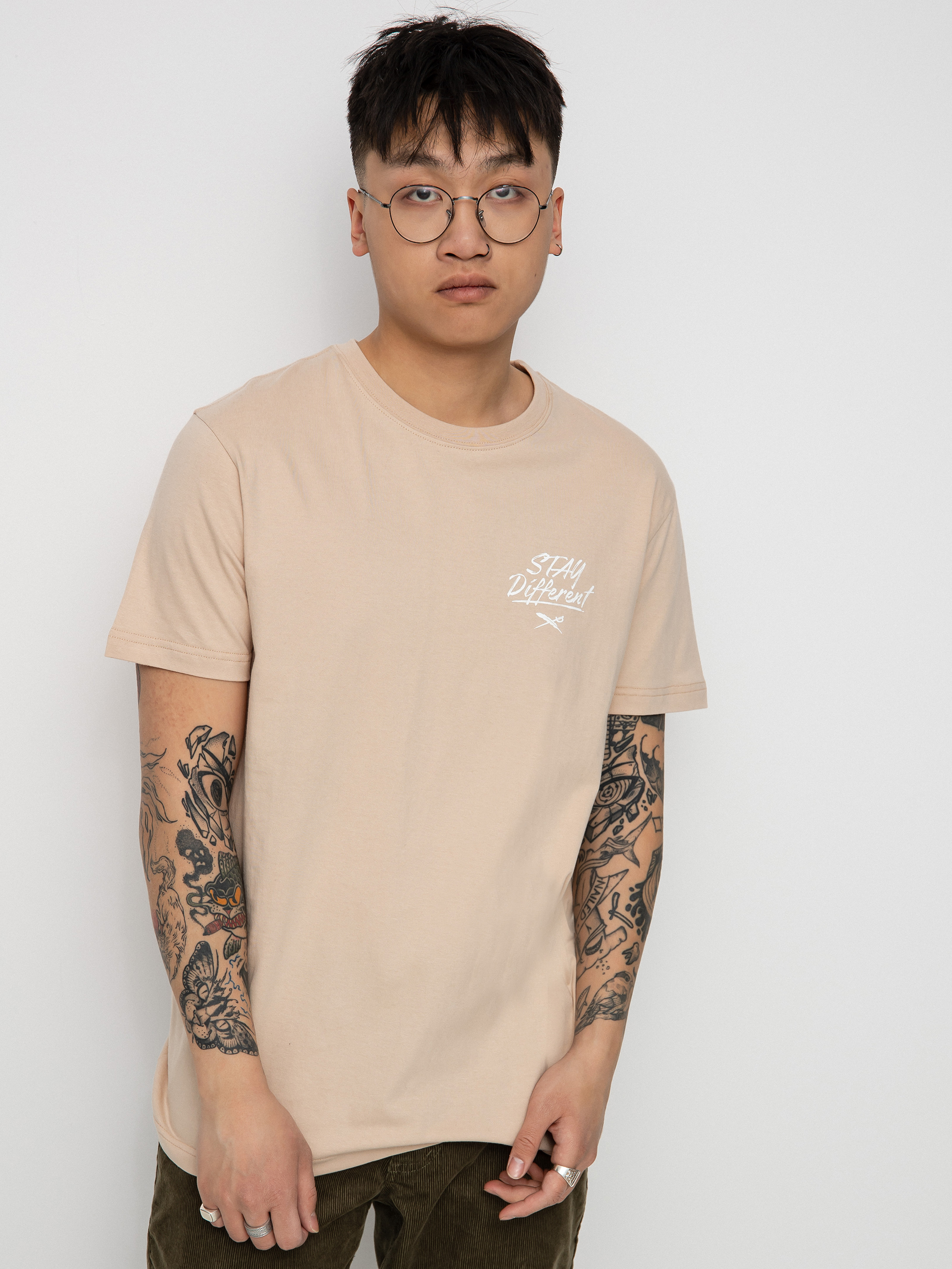 T-shirt Iriedaily Big Bad Finger (sand)