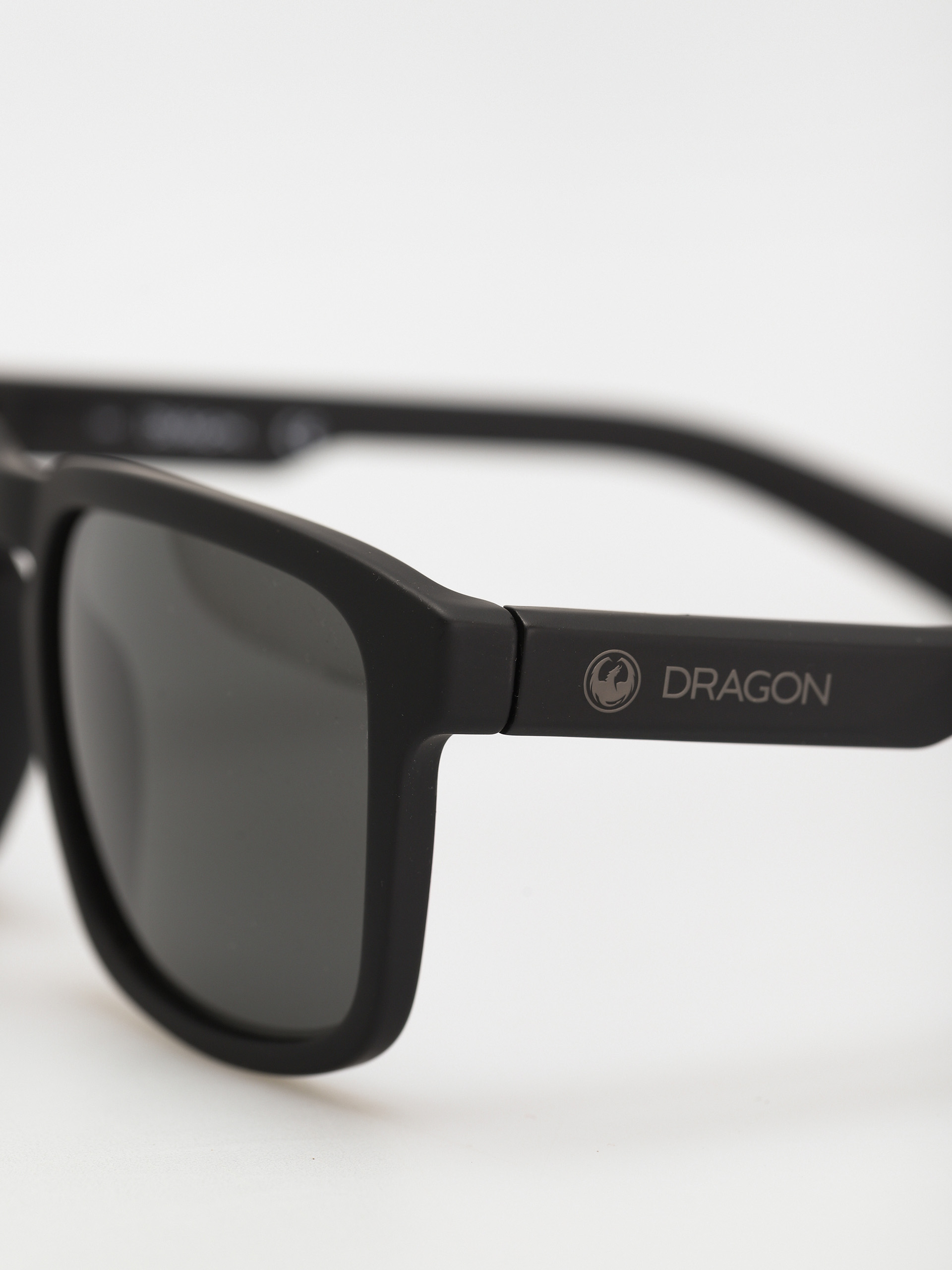 Okulary przeciwsłoneczne Dragon Mari (matte black/ll smoke)