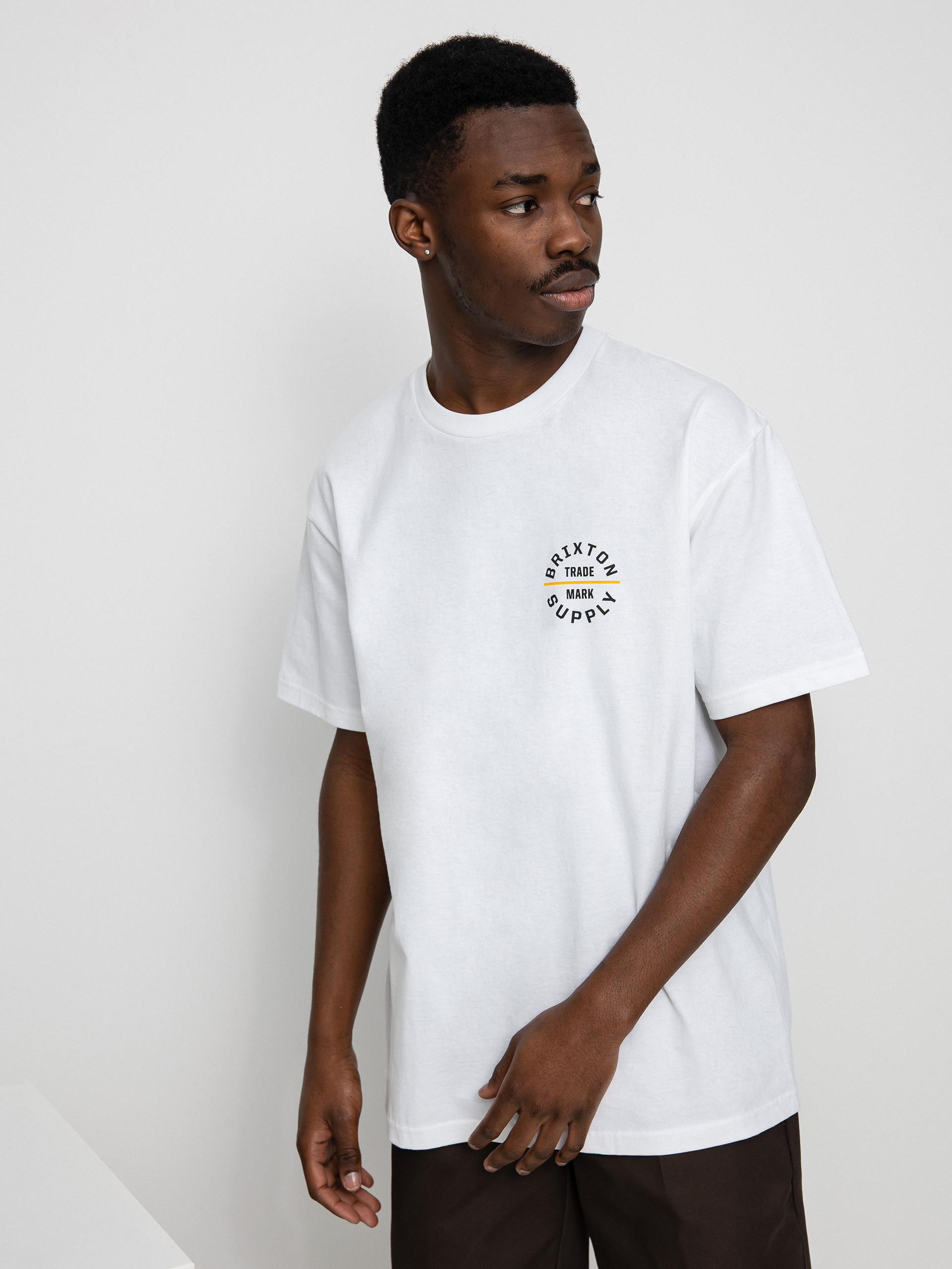 T-shirt Brixton Oath V (white/golden glow)