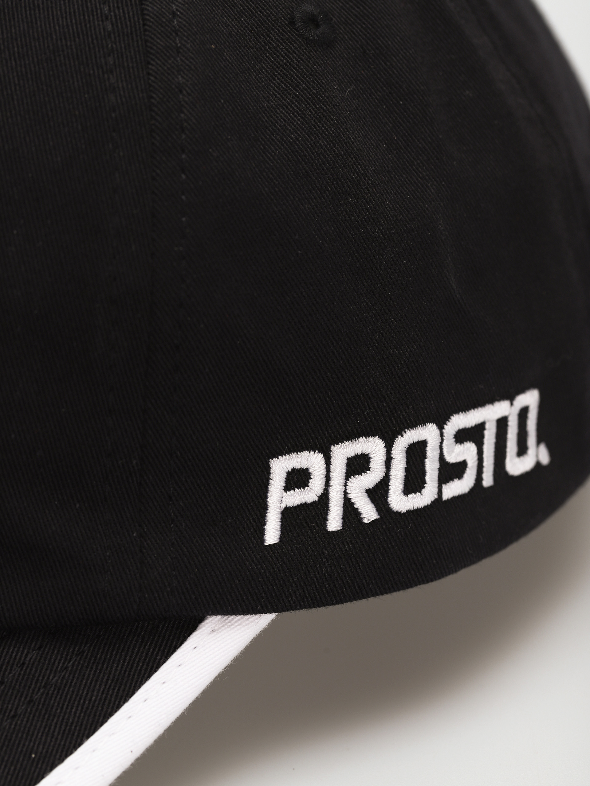 Czapka z daszkiem Prosto Jockey (black)