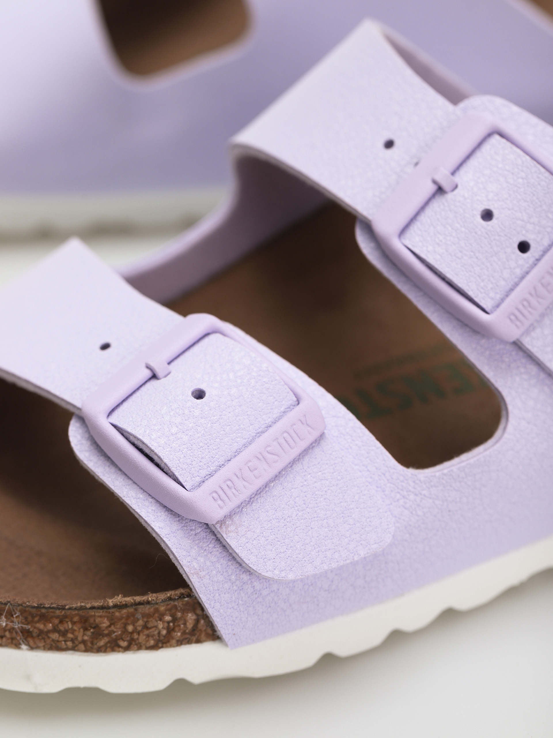 Klapki Birkenstock Arizona Vegan Narrow Wmn (lavender fog)