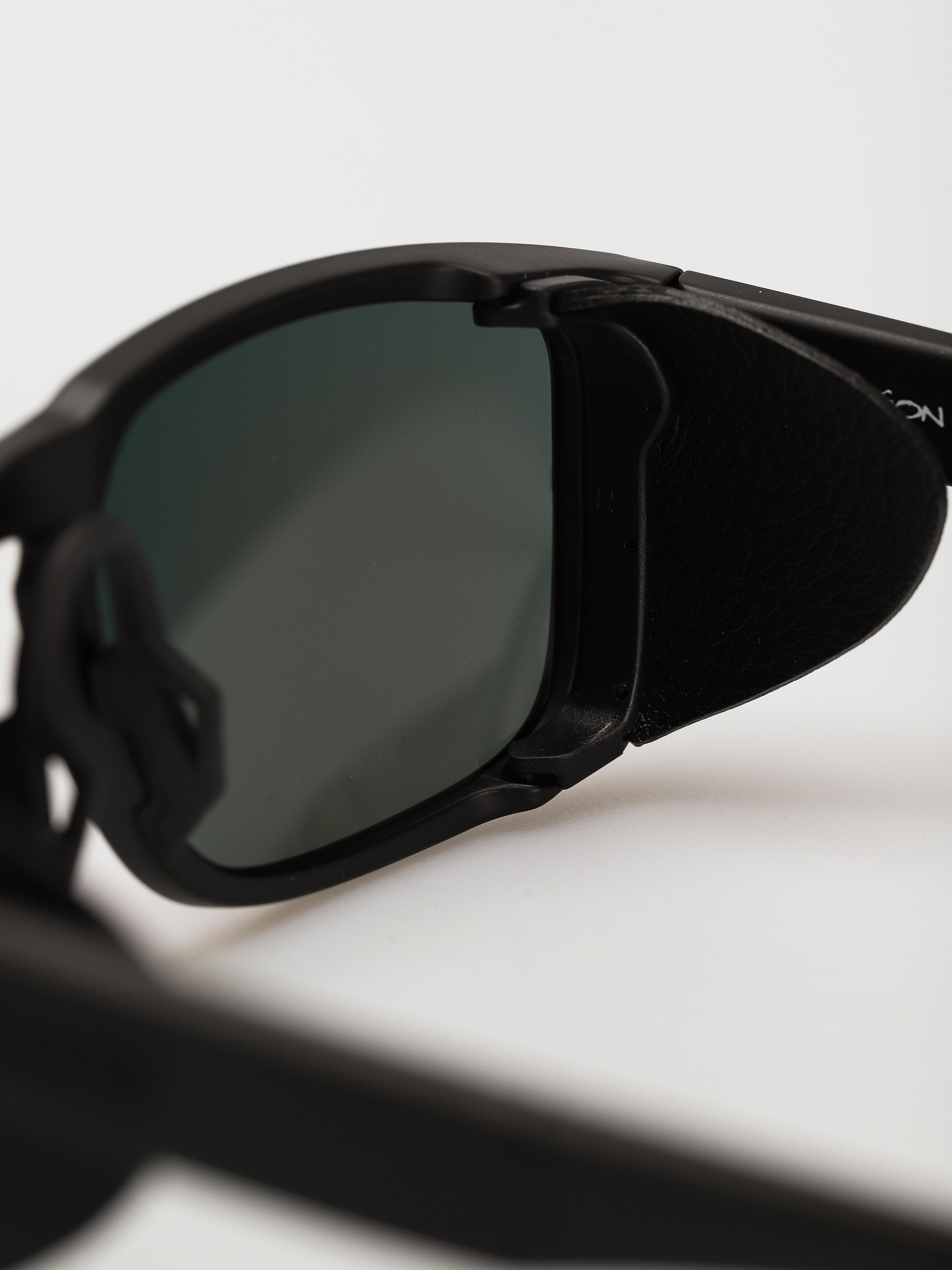 Okulary przeciwsłoneczne Dragon Latitude (matte black/ll infared ion)