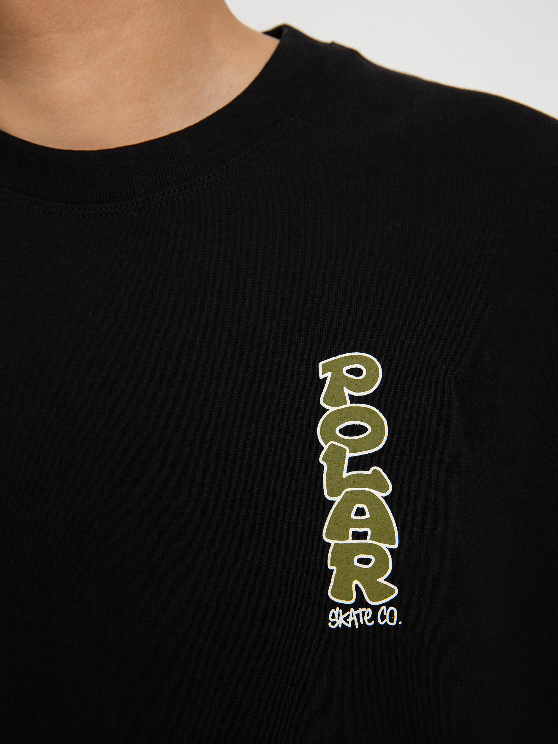 T-shirt Polar Skate Vertical Logo (black)