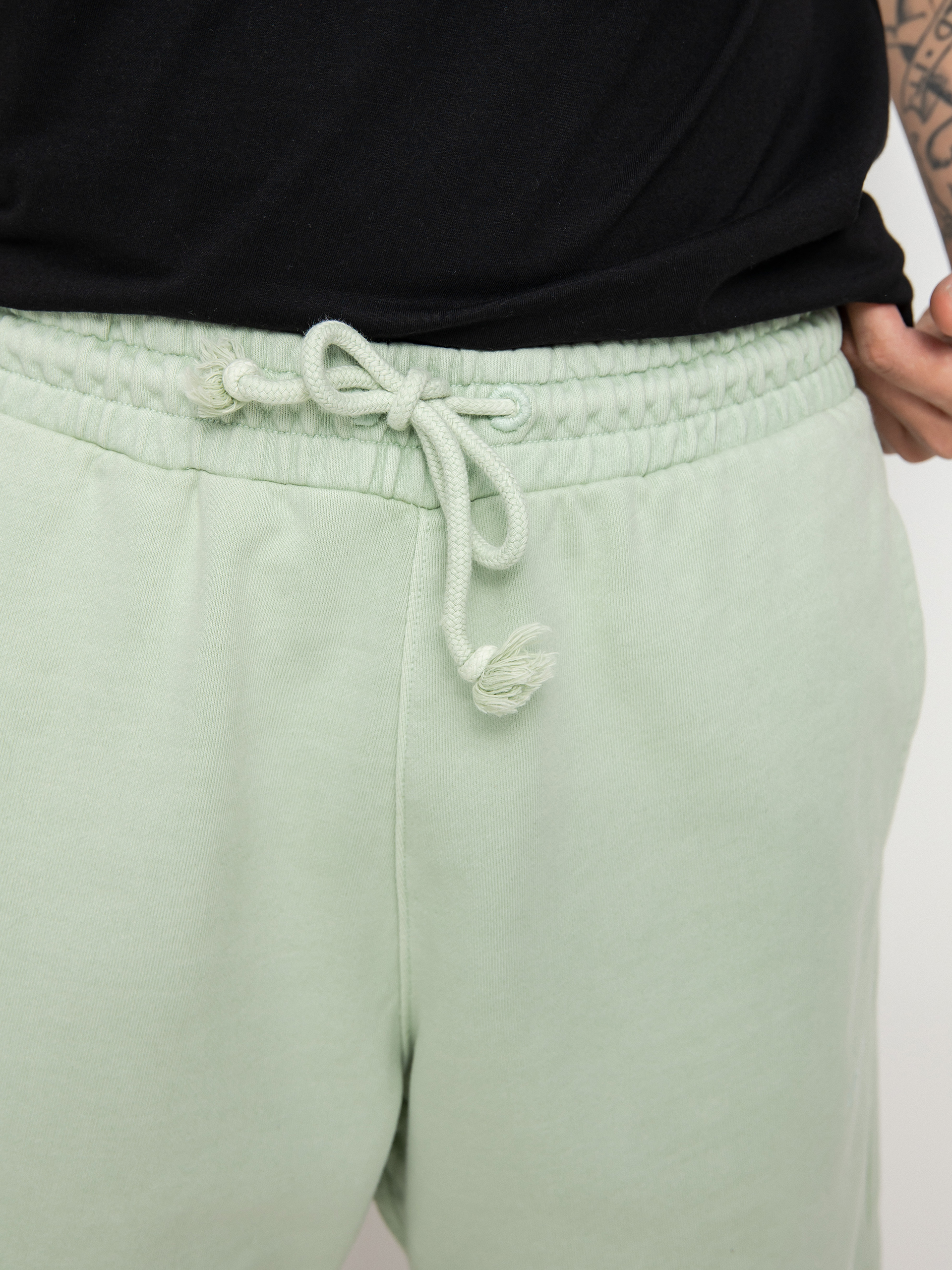 Szorty Levi's® Red Tab (natural dye lime)