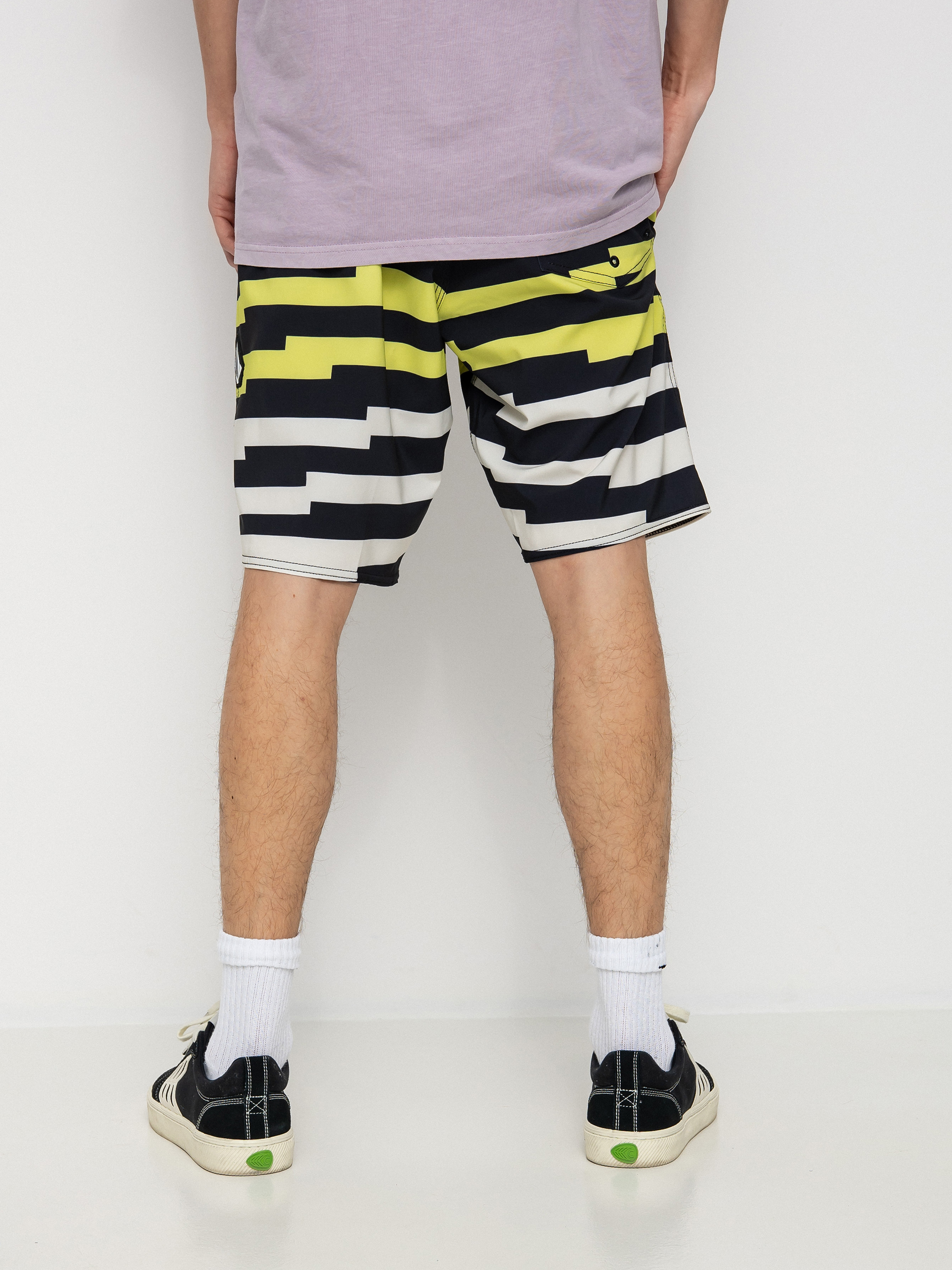 Boardshorty Volcom Juxt Quarta Mod 20 (black)