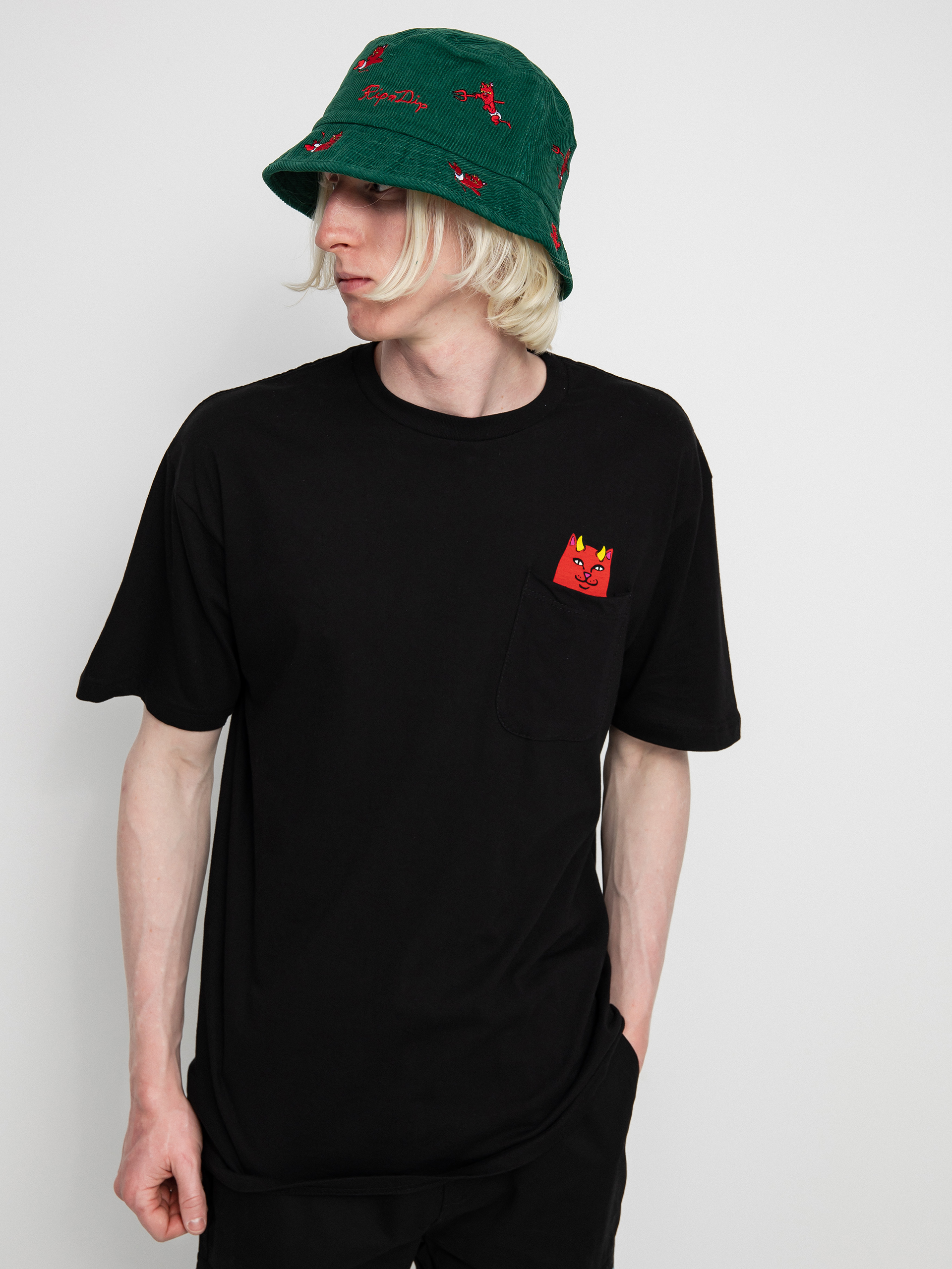 T-shirt RipNDip Lord Devil Pocket (black)