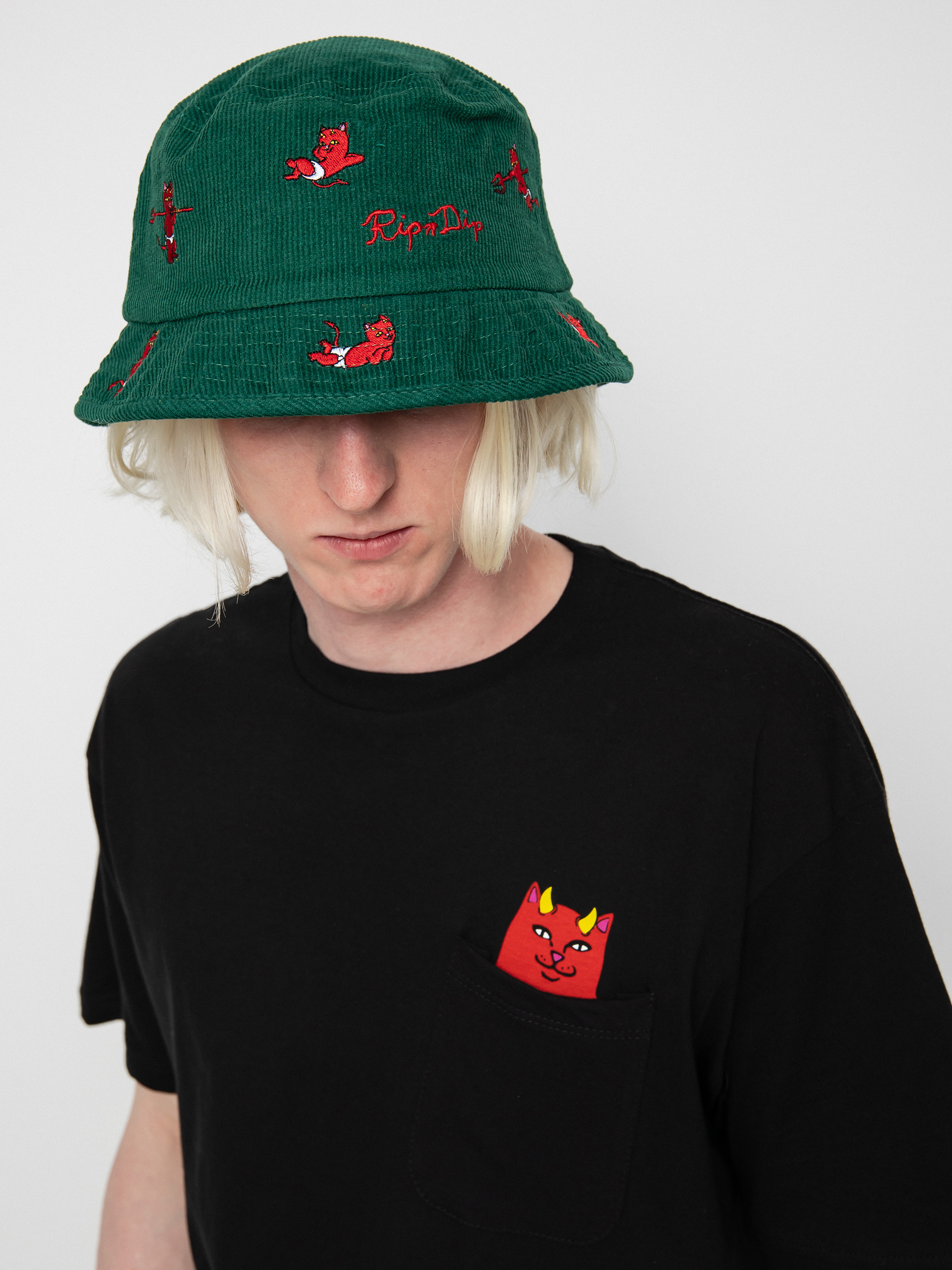 T-shirt RipNDip Lord Devil Pocket (black)