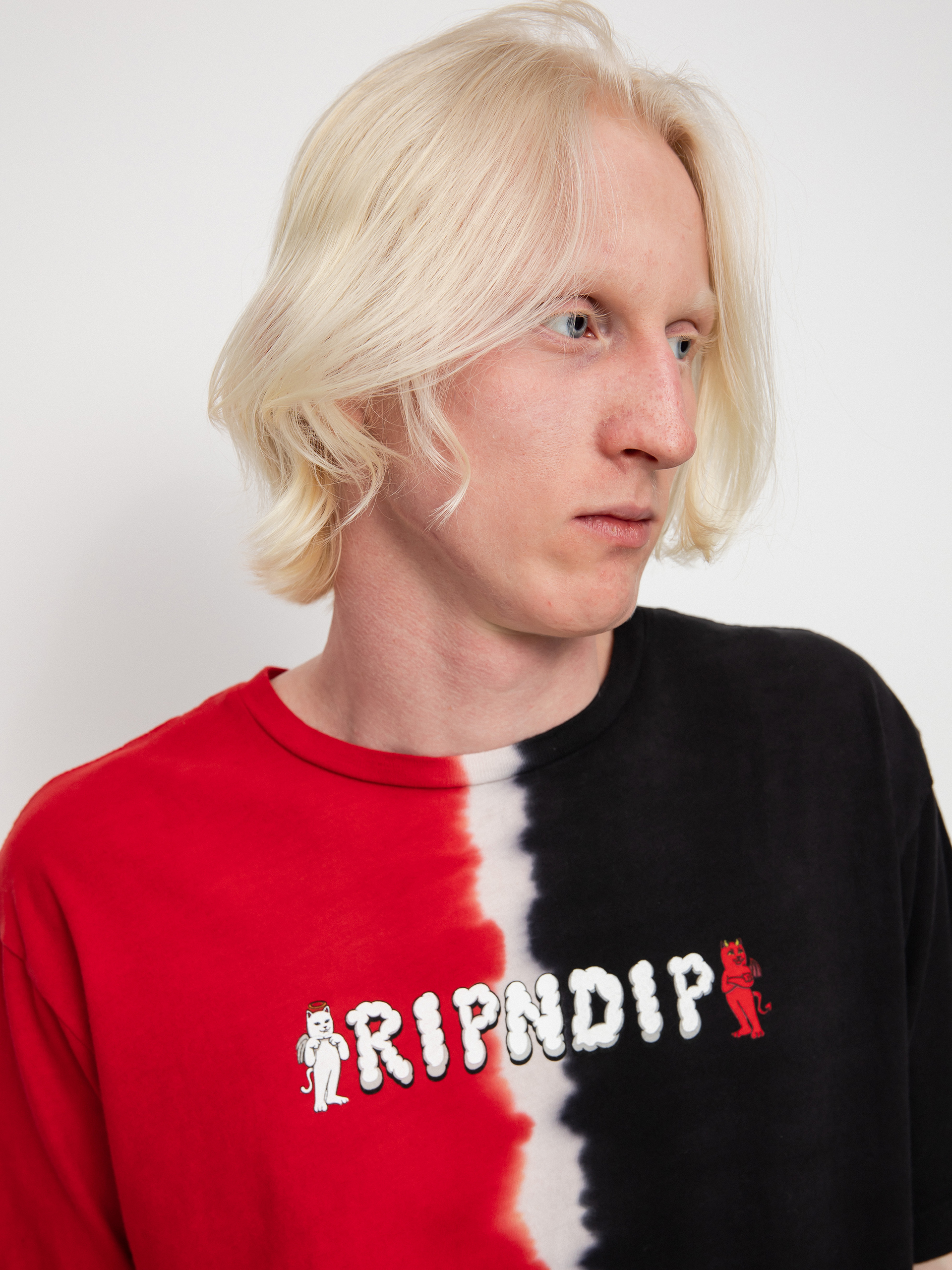 T-shirt RipNDip Angel / Devil (red/black split dye)