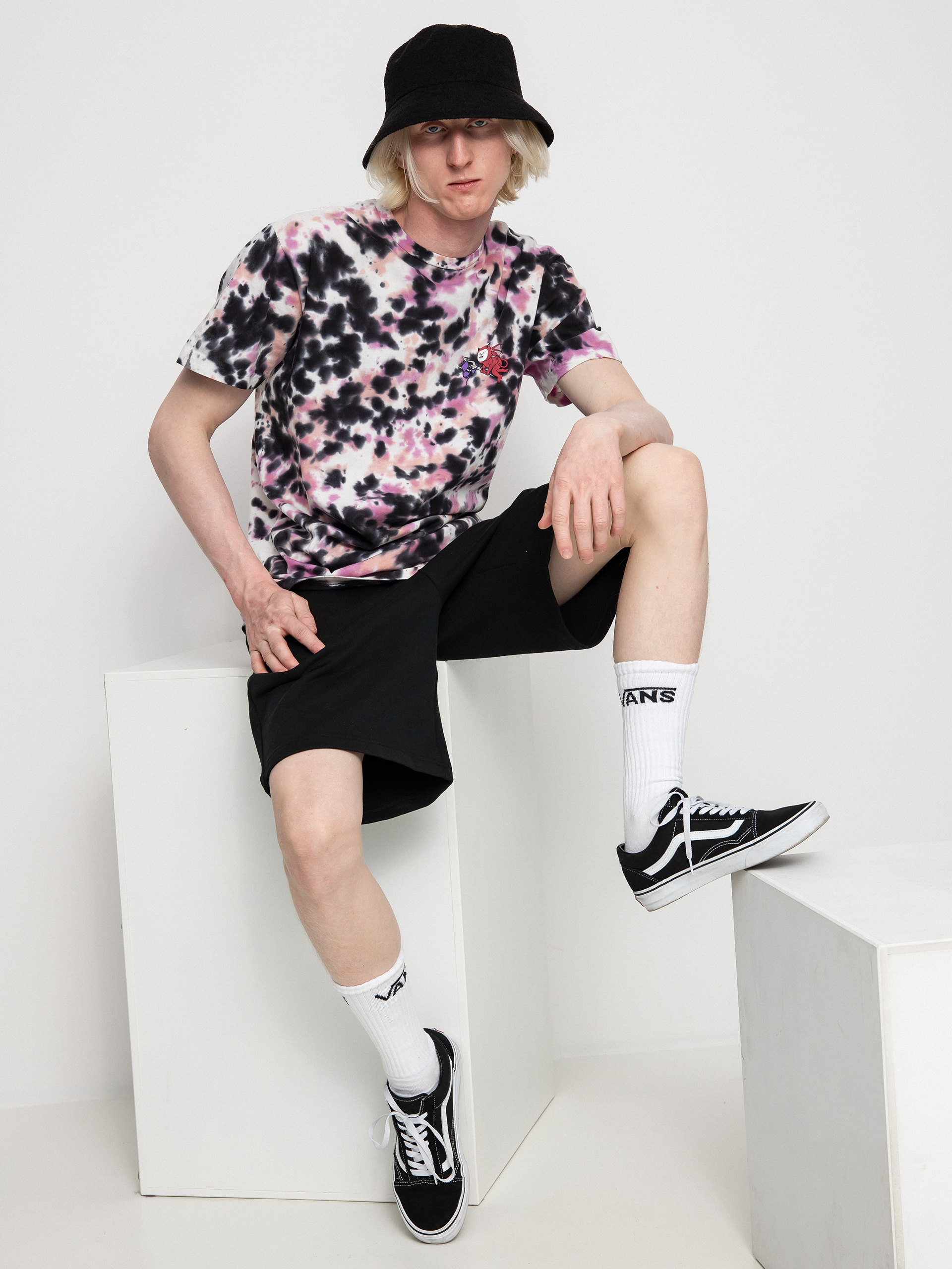 T-shirt RipNDip Fireworld (black/pink acid wash)