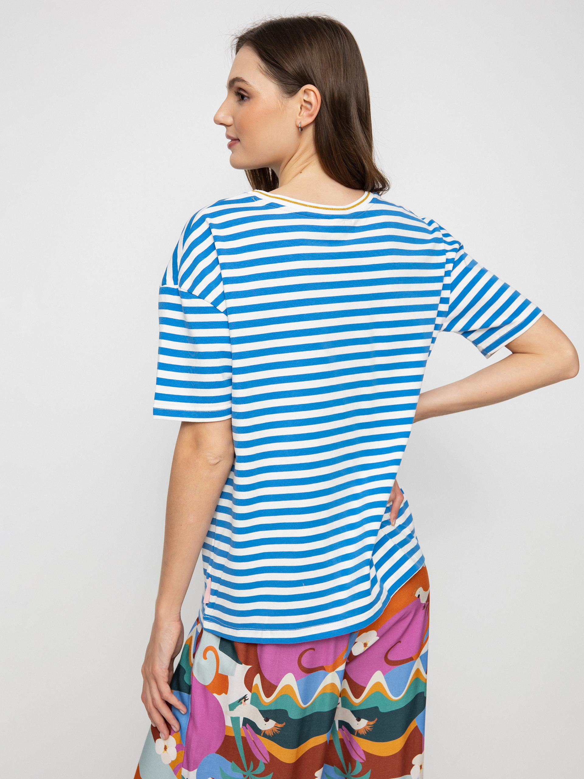 T-shirt Femi Stories Loose Wmn (bes)