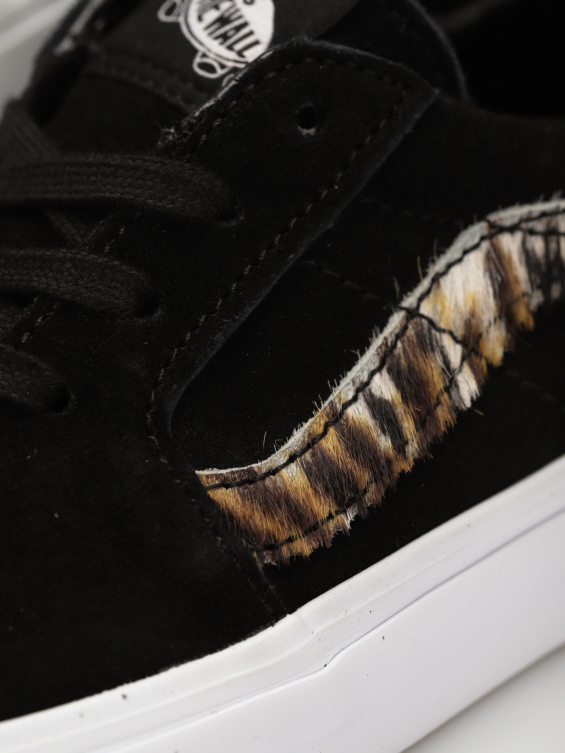 Buty Vans Sk8 Low (soft suede/black/tiger)