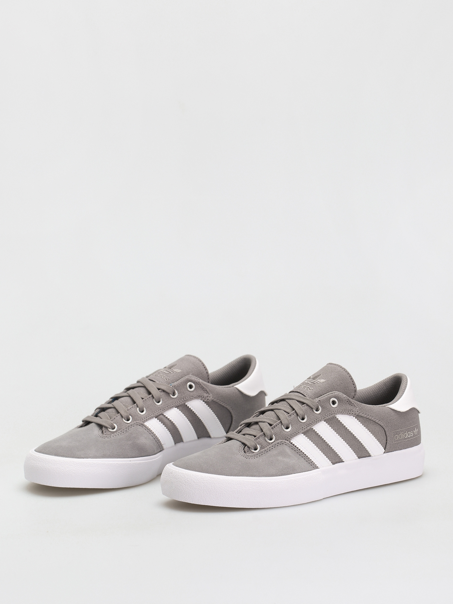 Buty adidas Matchbreak Super (grethr/ftwwht/gum5)