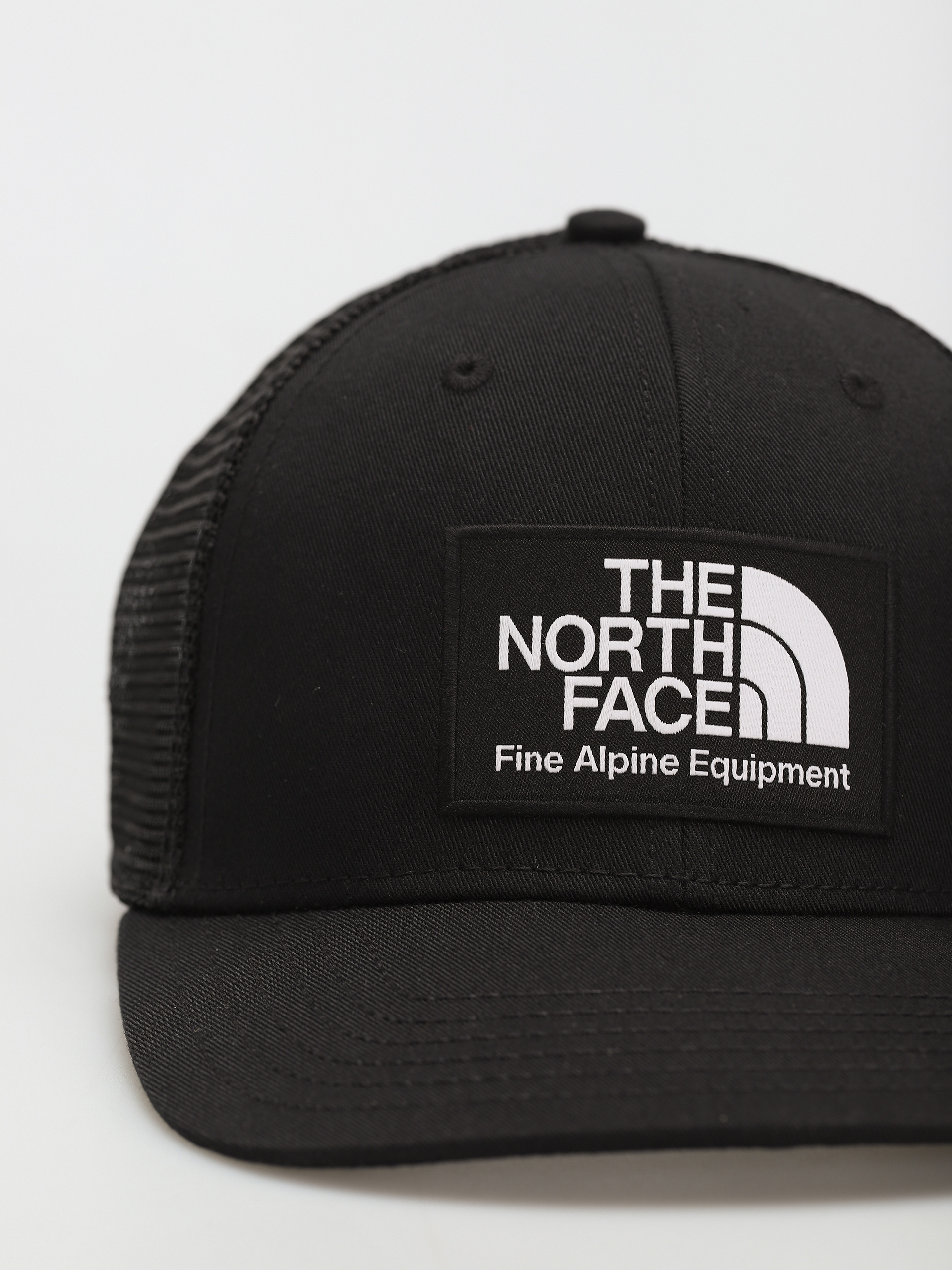 Czapka z daszkiem The North Face Deep Fit Mudder Trucker (tnf black)