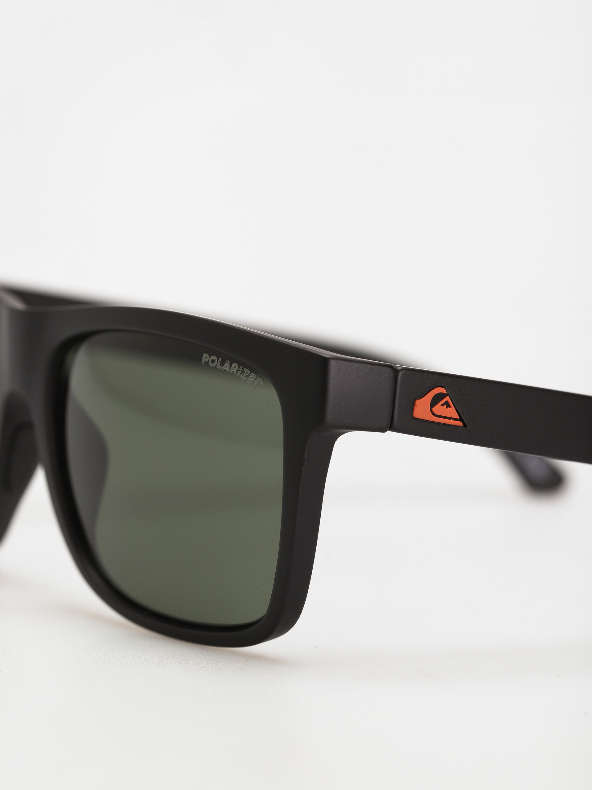 Okulary przeciwsłoneczne Quiksilver Charger Polarized Floatable (matte black/green polarized)