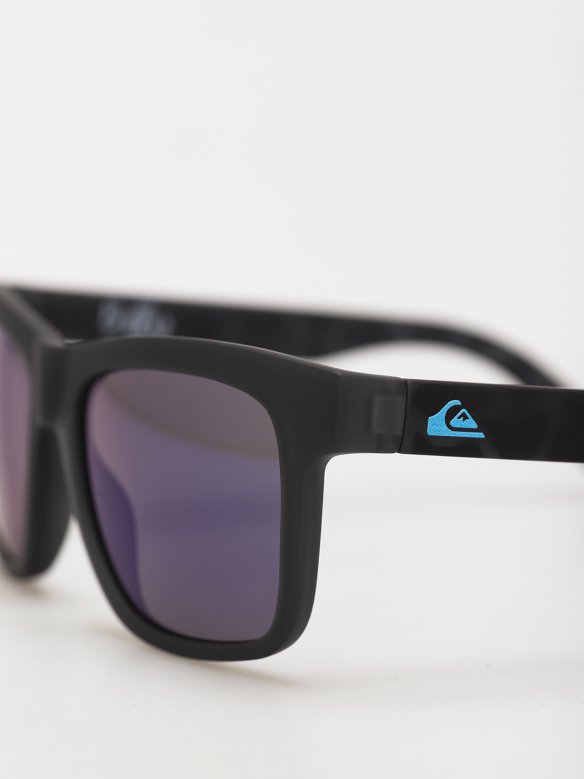 Okulary przeciwsłoneczne Quiksilver Balky (matte crystal smoke/flash blue)