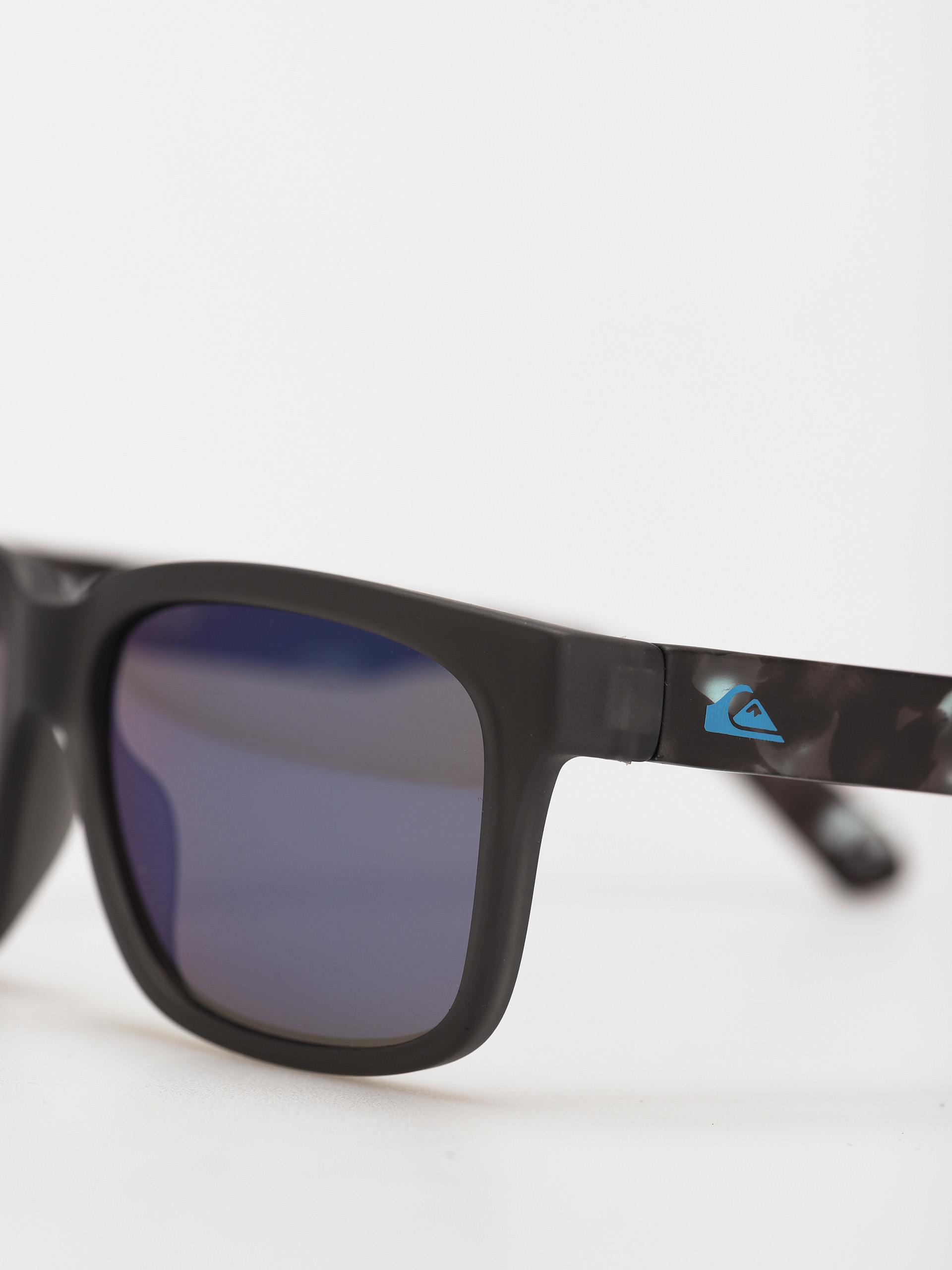 Okulary przeciwsłoneczne Quiksilver Player (matt crystal smoke/flash blue)