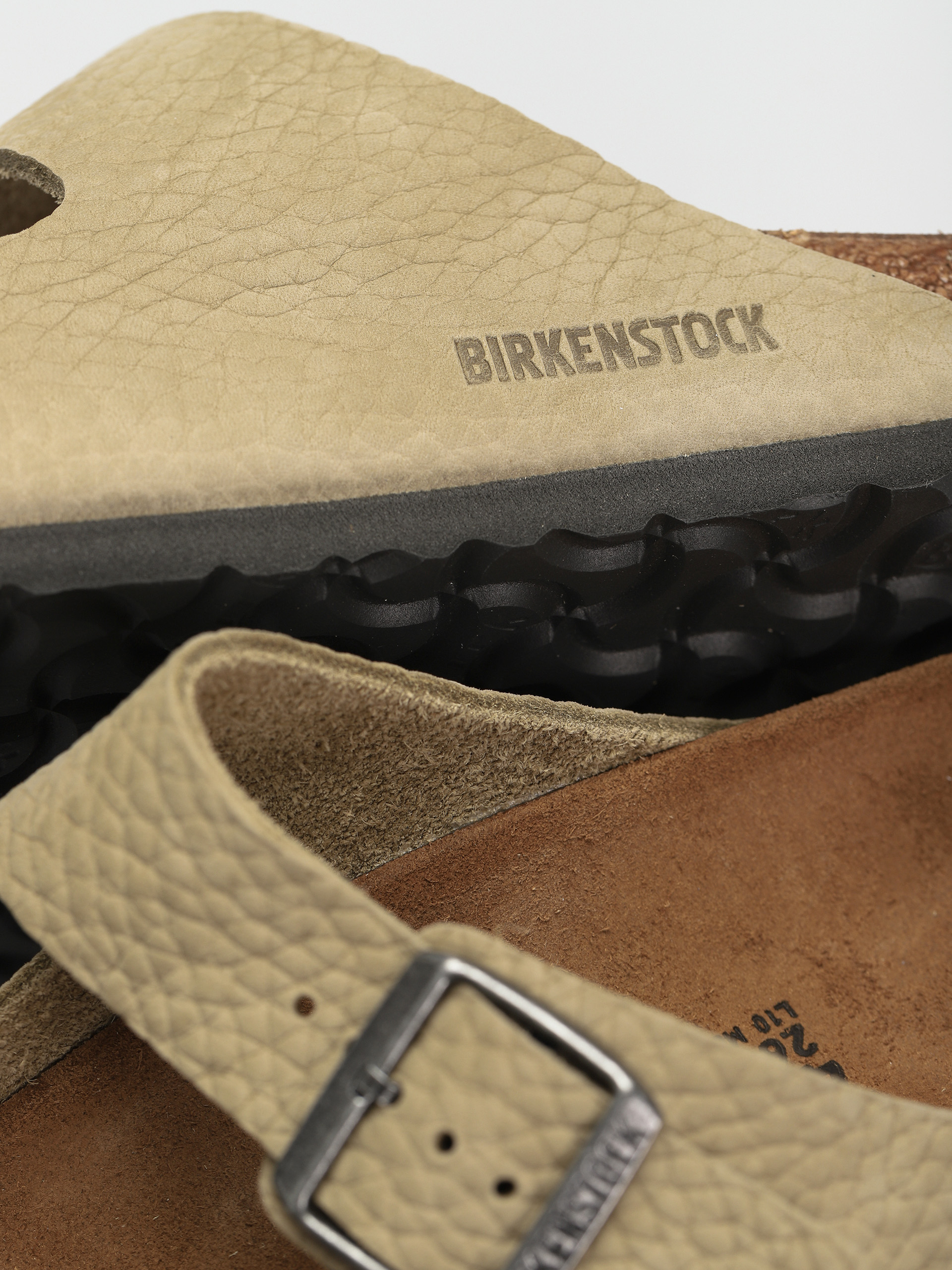 Klapki Birkenstock Arizona Regular (faded khaki nubuck leather)
