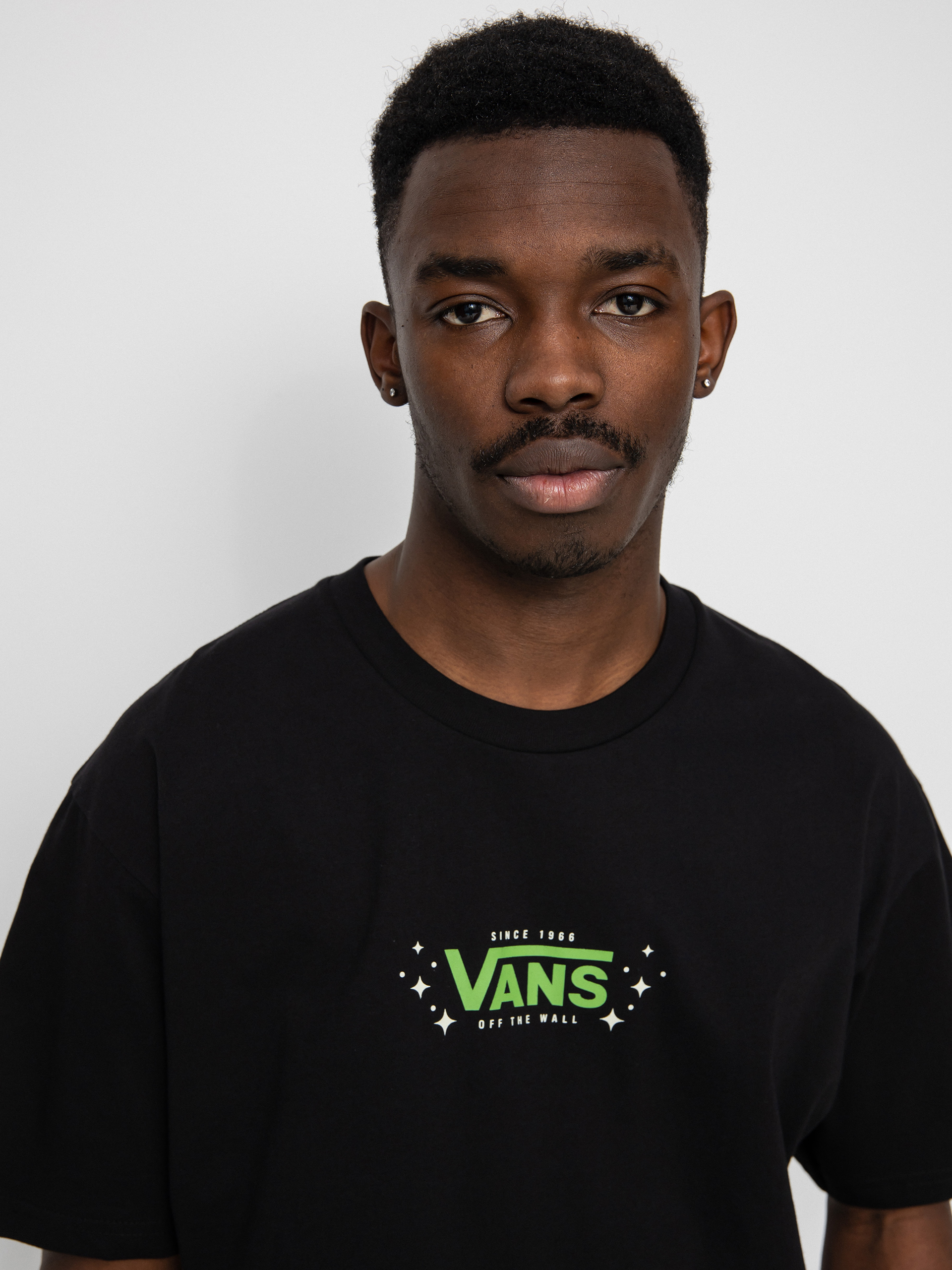 T-shirt Vans Mn Just Visiting (black)