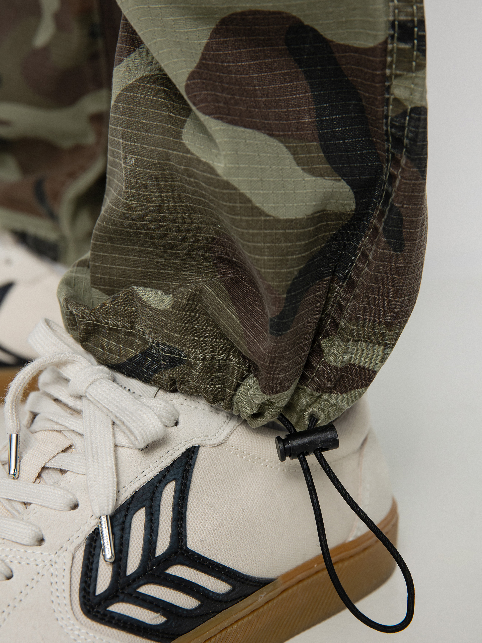 Spodnie DC Warehouse Cargo (dc woodland camo)
