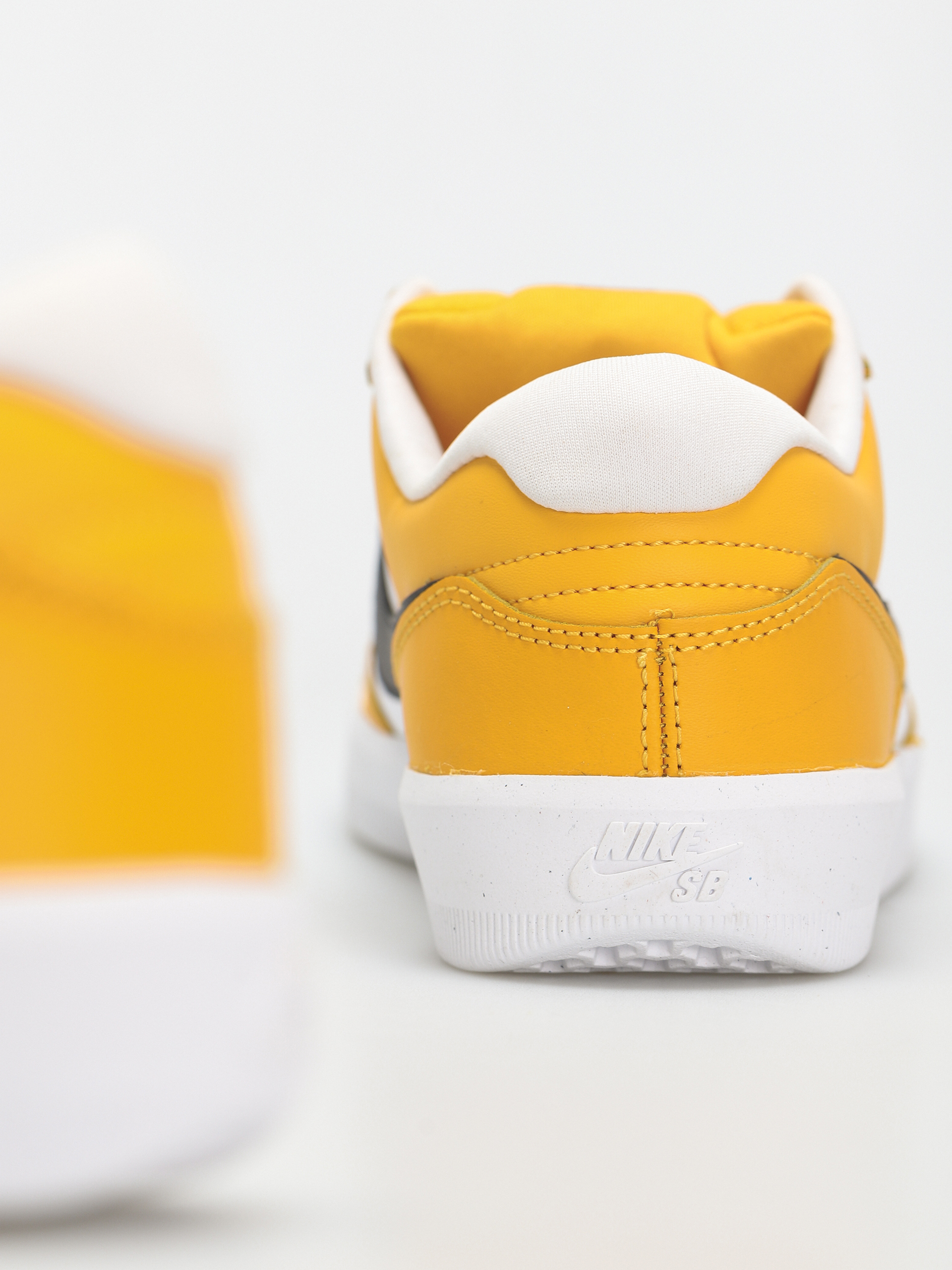 Buty Nike SB Force 58 Premium (university gold/black white pecan)