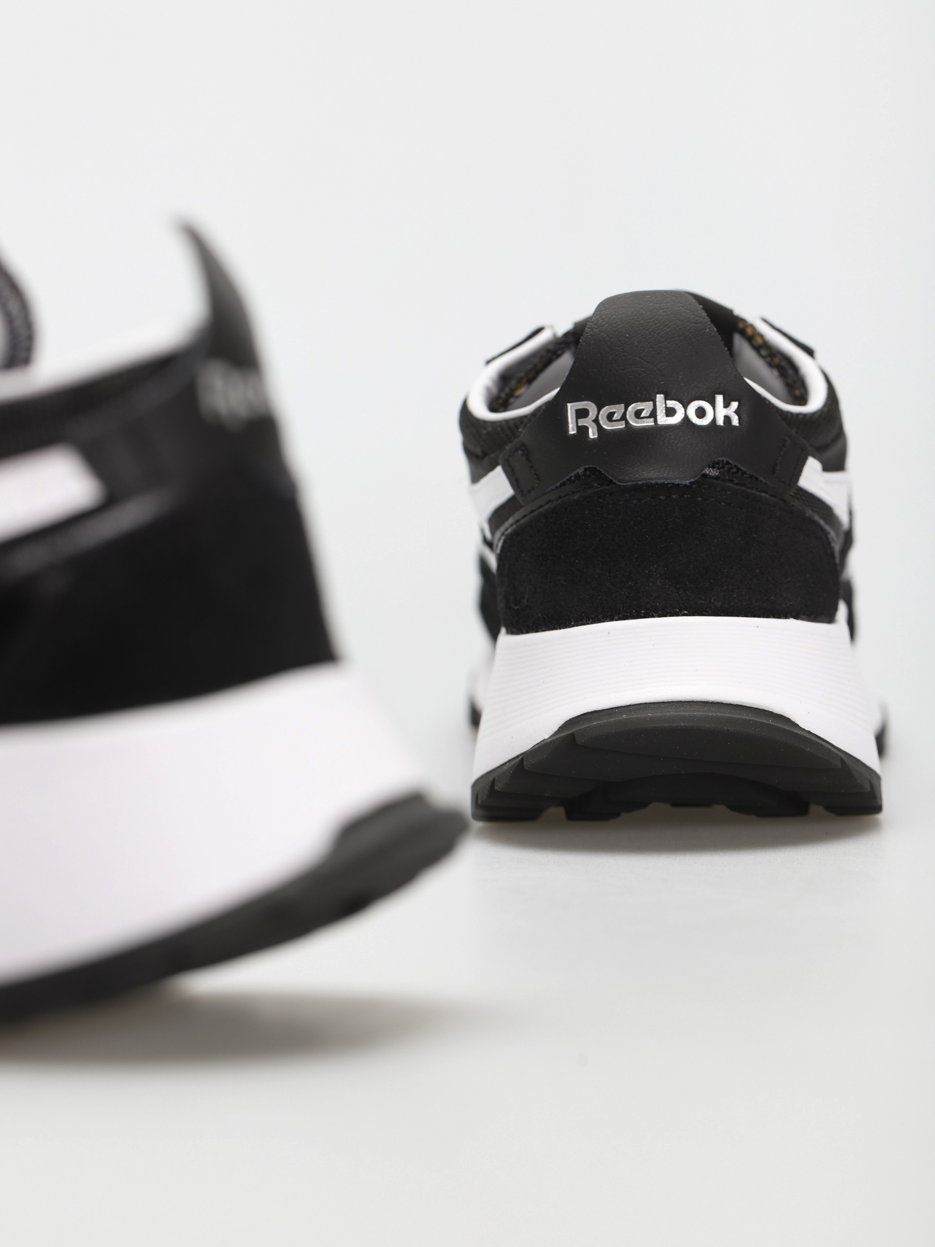 Buty Reebok Cl Legacy (cblack/cdgry7/vecred)